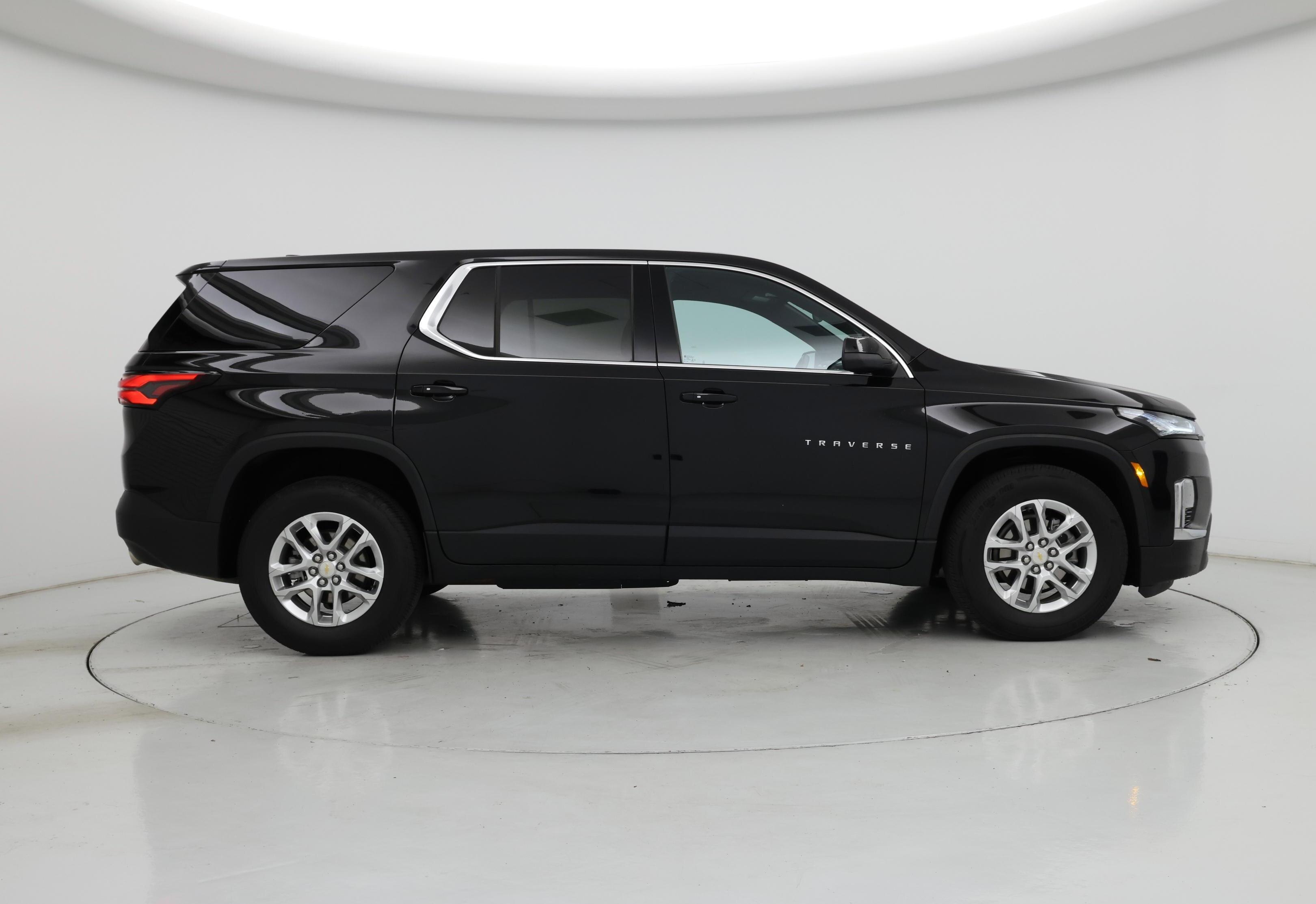 Thumbnail: 2023 Chevrolet Traverse - 7