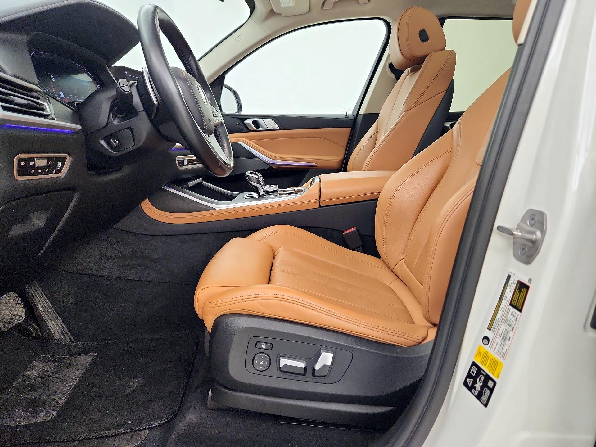 Thumbnail: 2021 BMW X7 - 11