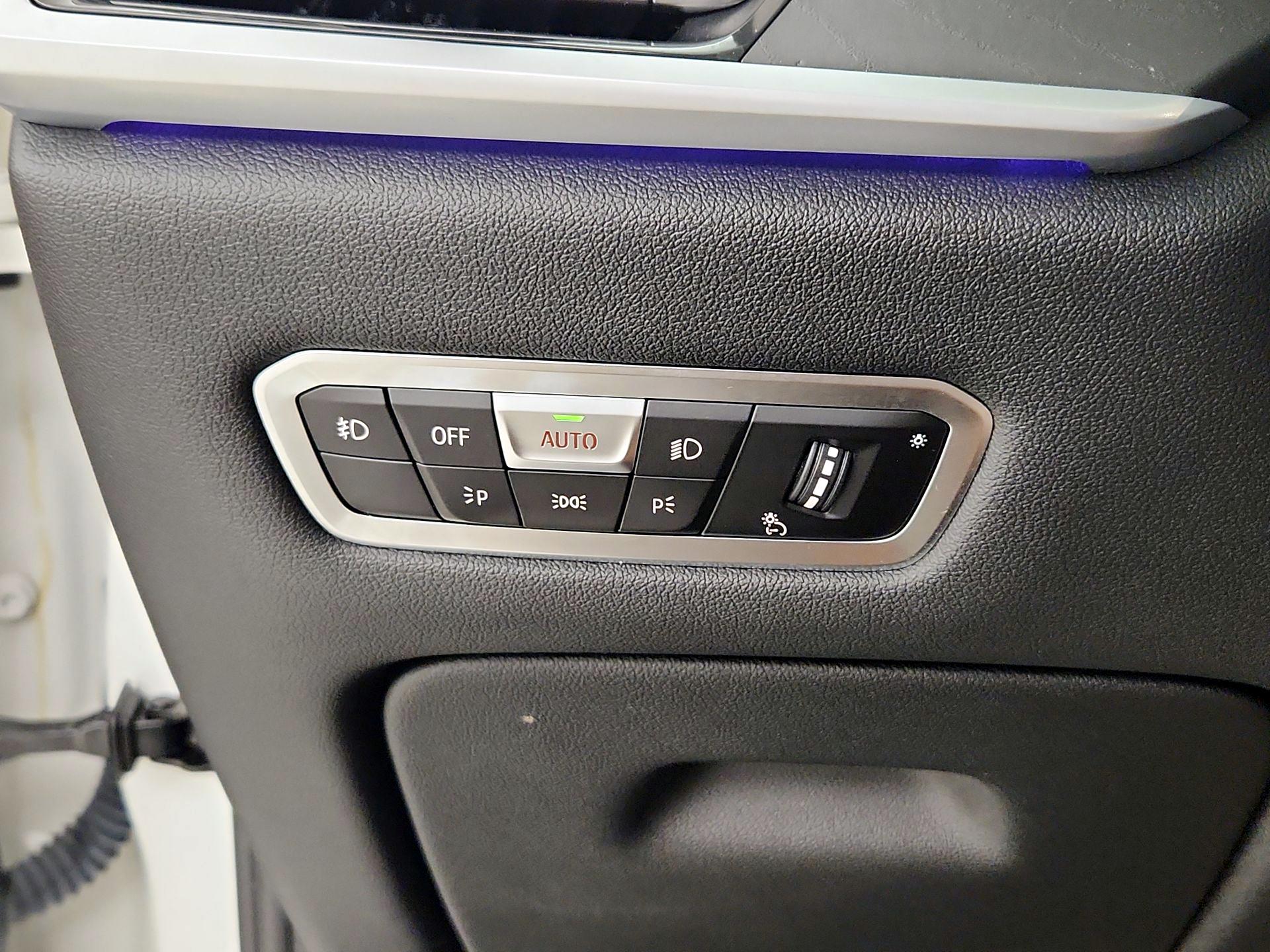 Thumbnail: 2021 BMW X7 - 13