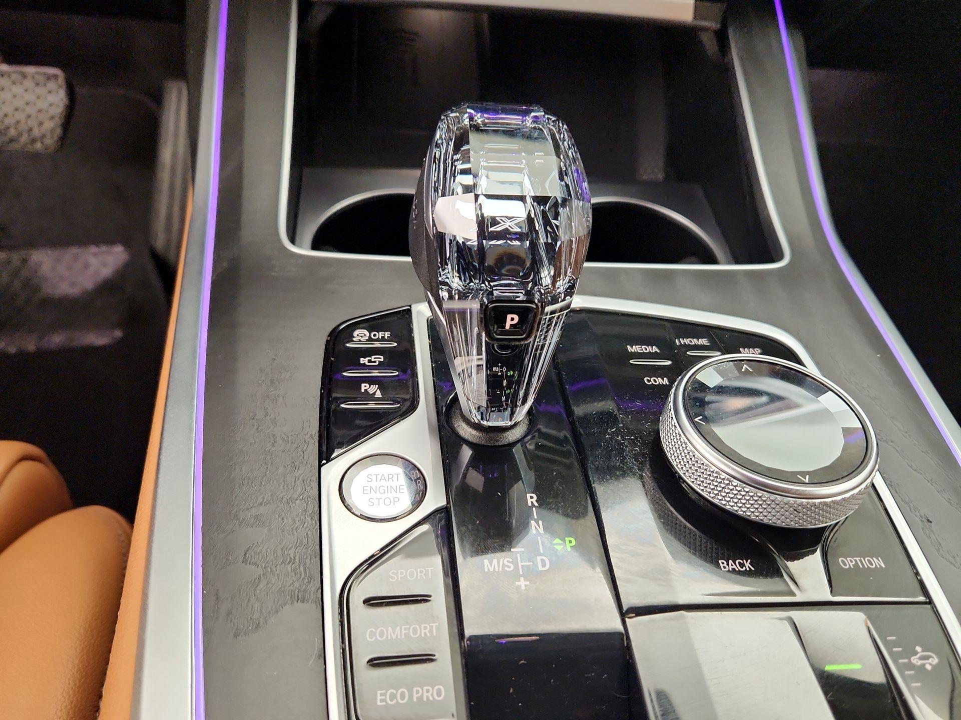 Thumbnail: 2021 BMW X7 - 18