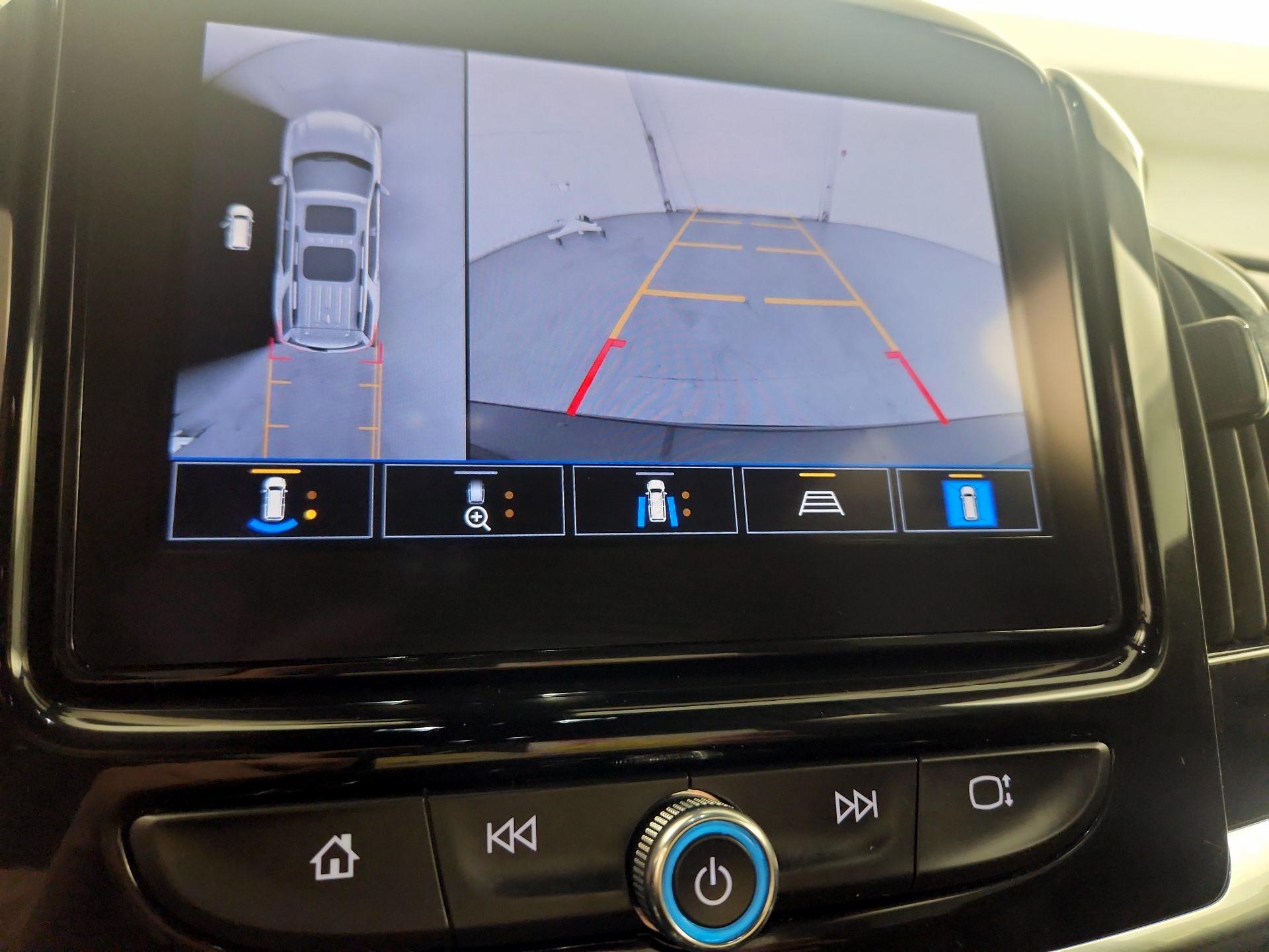 Thumbnail: 2023 Chevrolet Traverse - 13