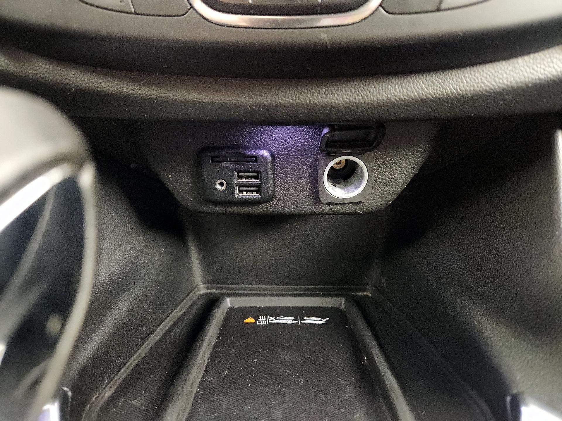 Thumbnail: 2023 Chevrolet Traverse - 16