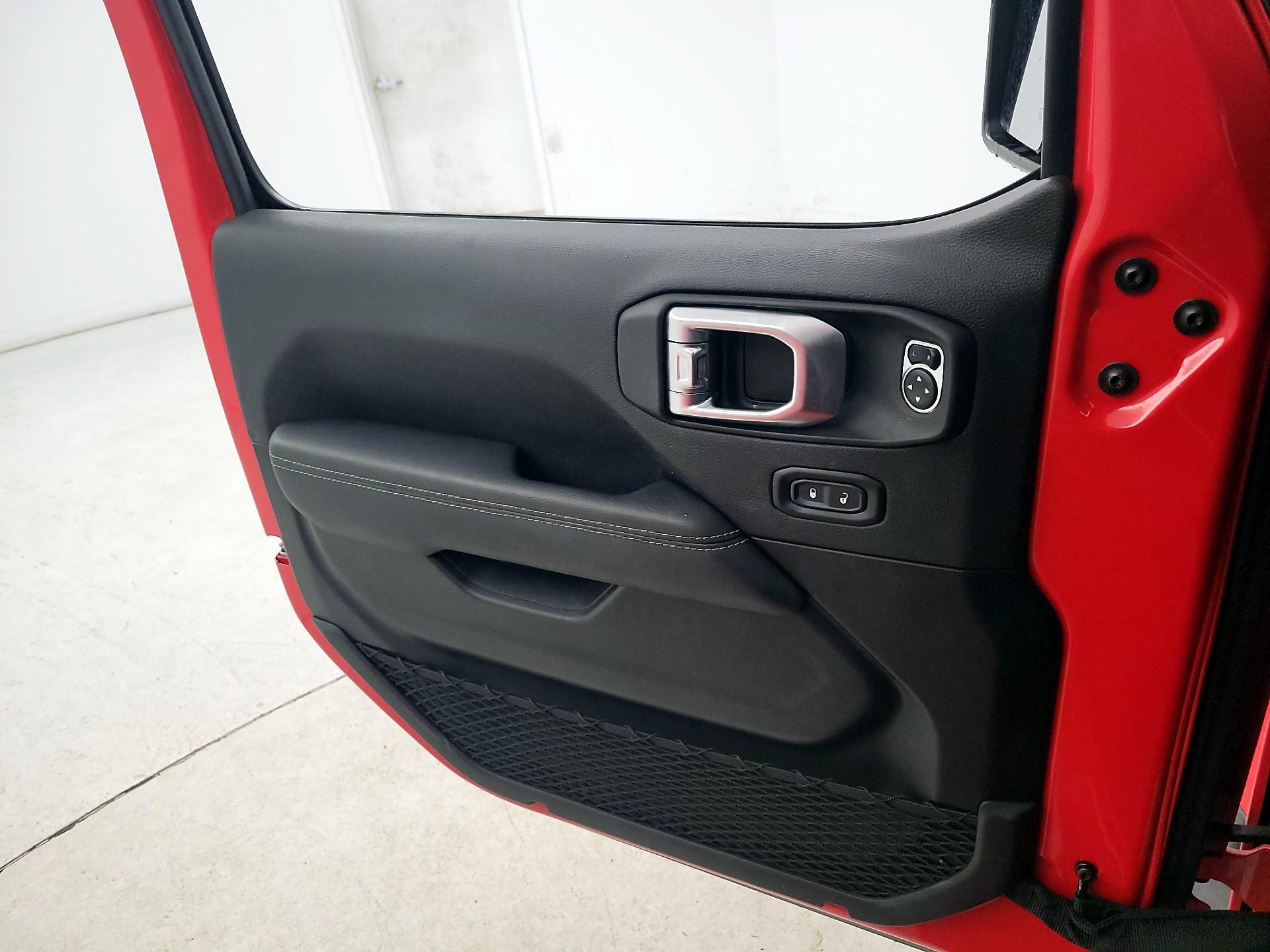 Thumbnail: 2021 Jeep Wrangler - 12