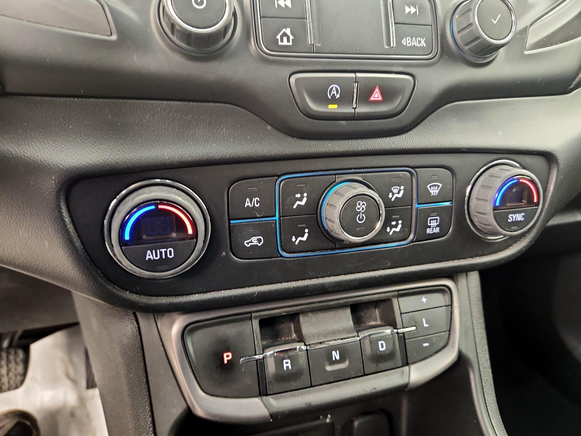 Thumbnail: 2022 GMC Terrain - 16