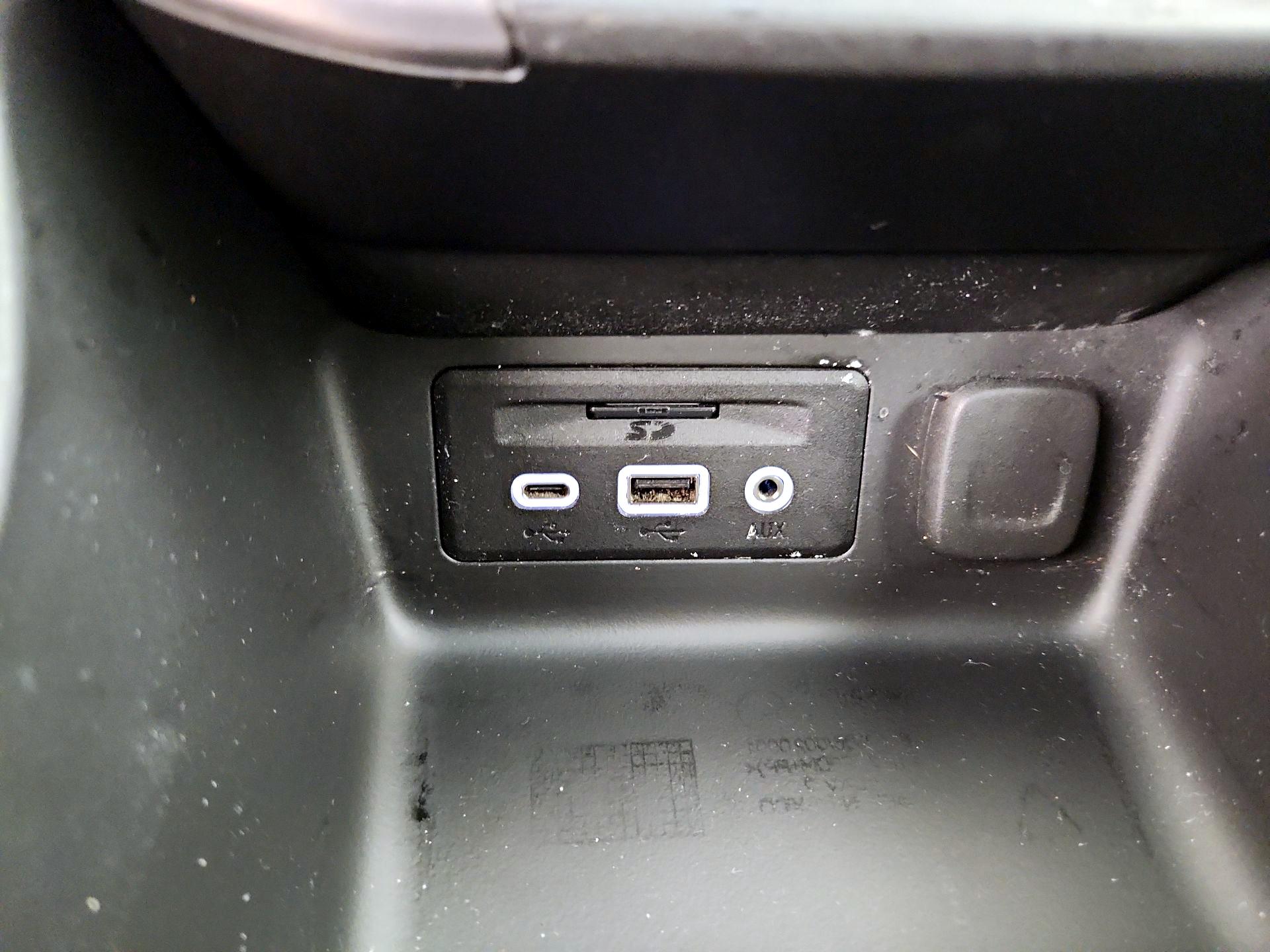 Thumbnail: 2022 GMC Terrain - 18