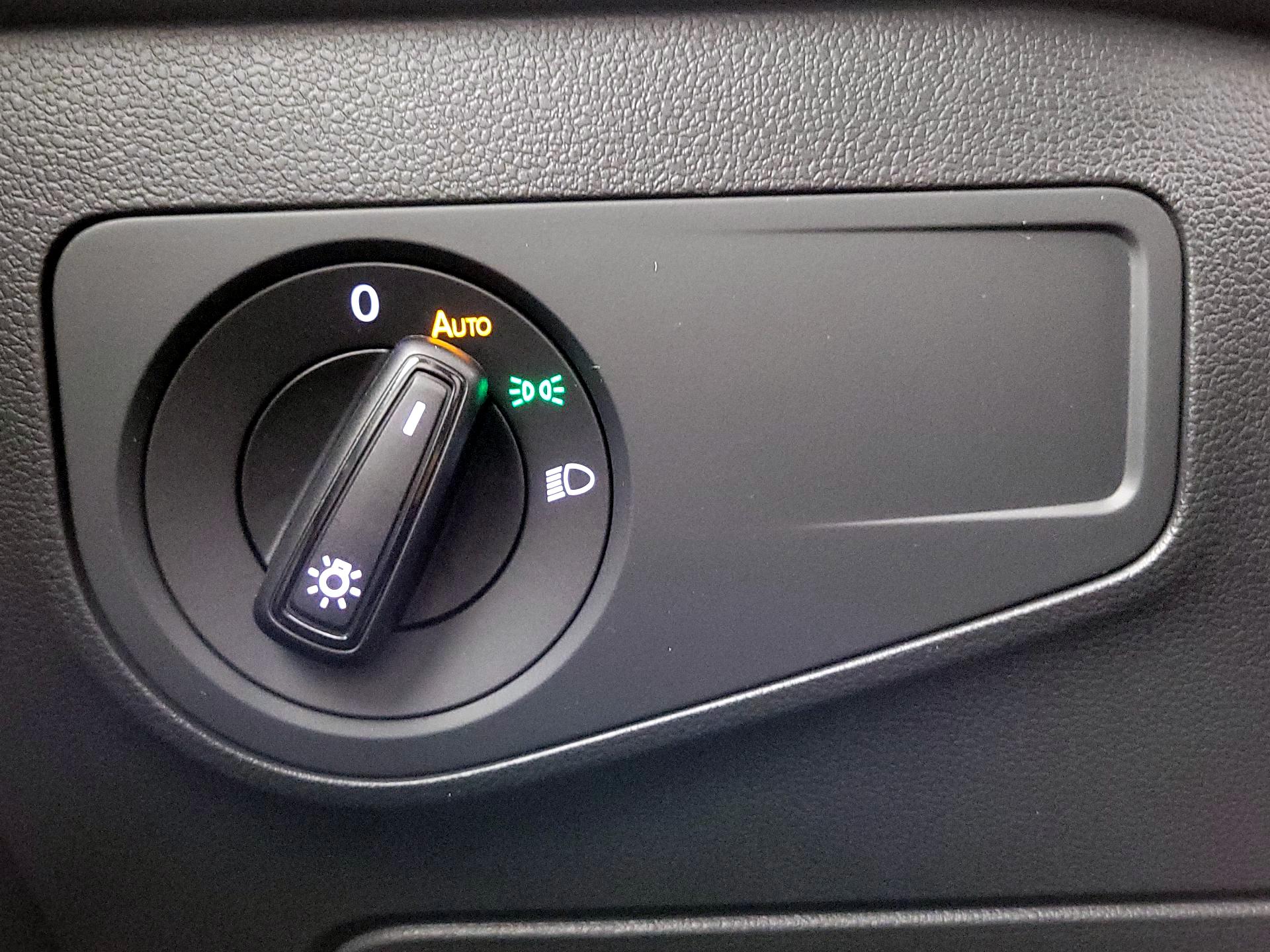 Thumbnail: 2024 Volkswagen Tiguan - 13