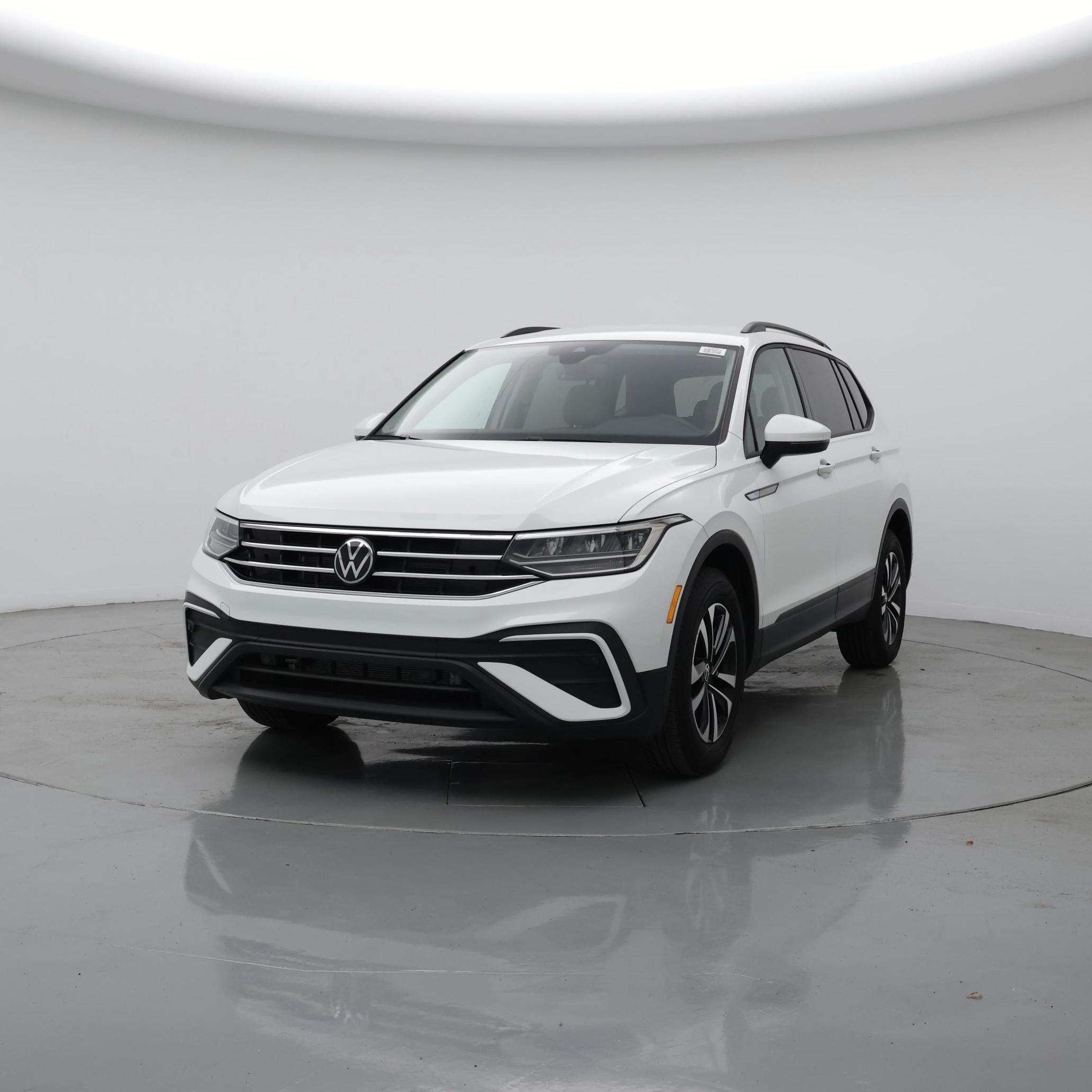 Thumbnail: 2024 Volkswagen Tiguan - 4