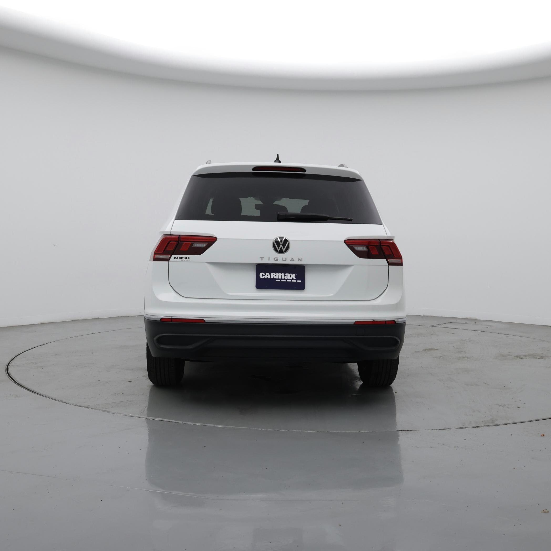 Thumbnail: 2024 Volkswagen Tiguan - 6