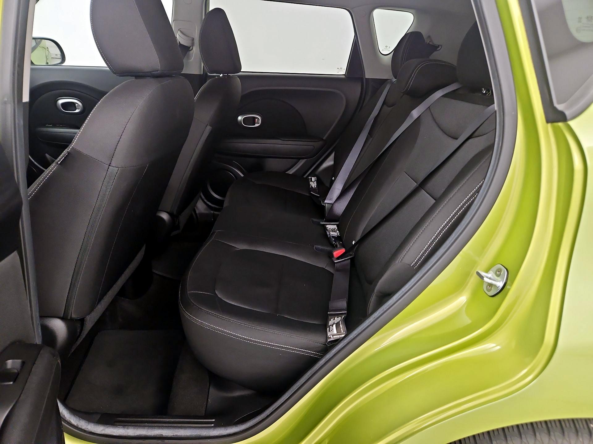 Thumbnail: 2016 Kia Soul - 18