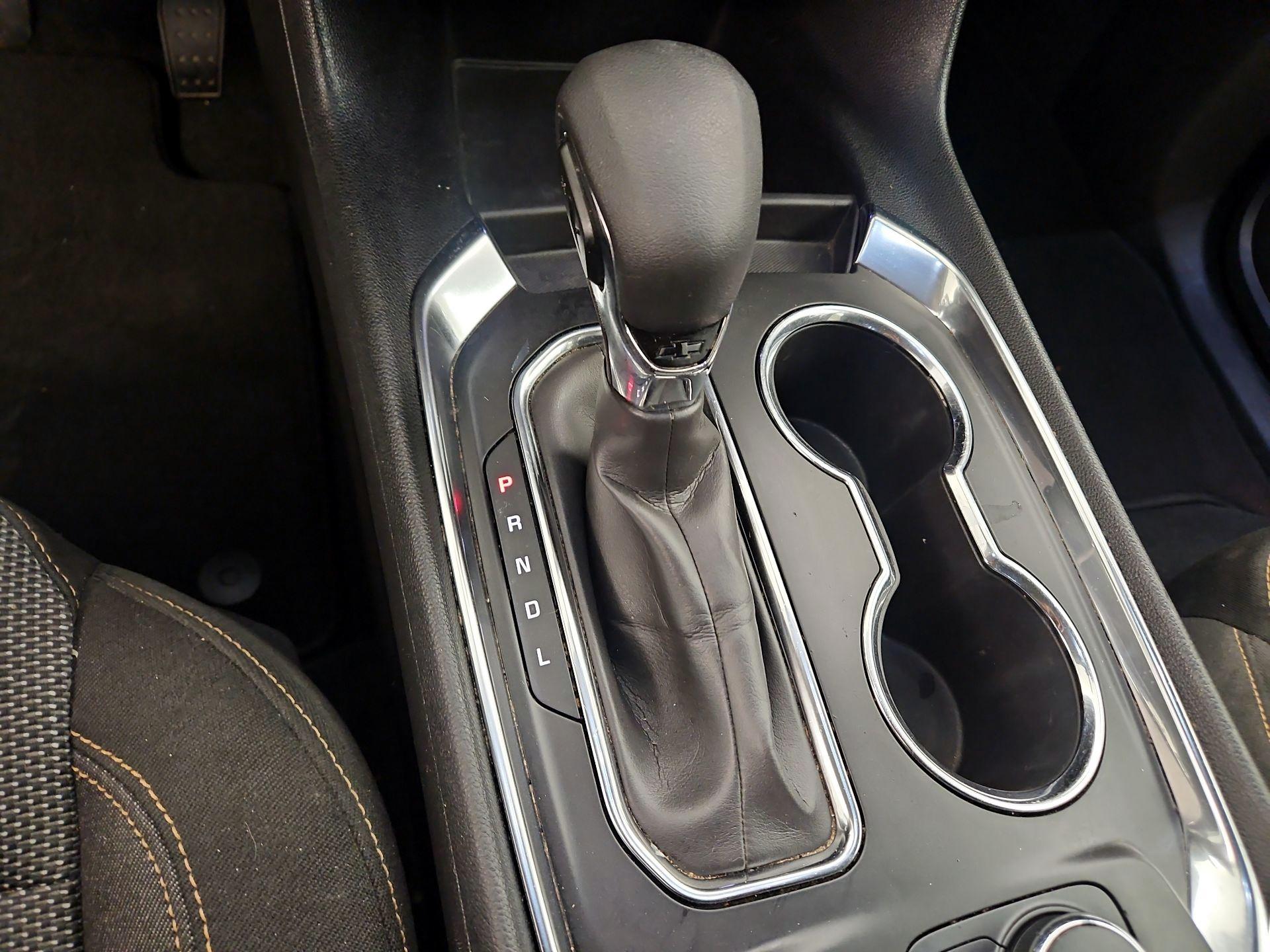 Thumbnail: 2021 Chevrolet Traverse - 17