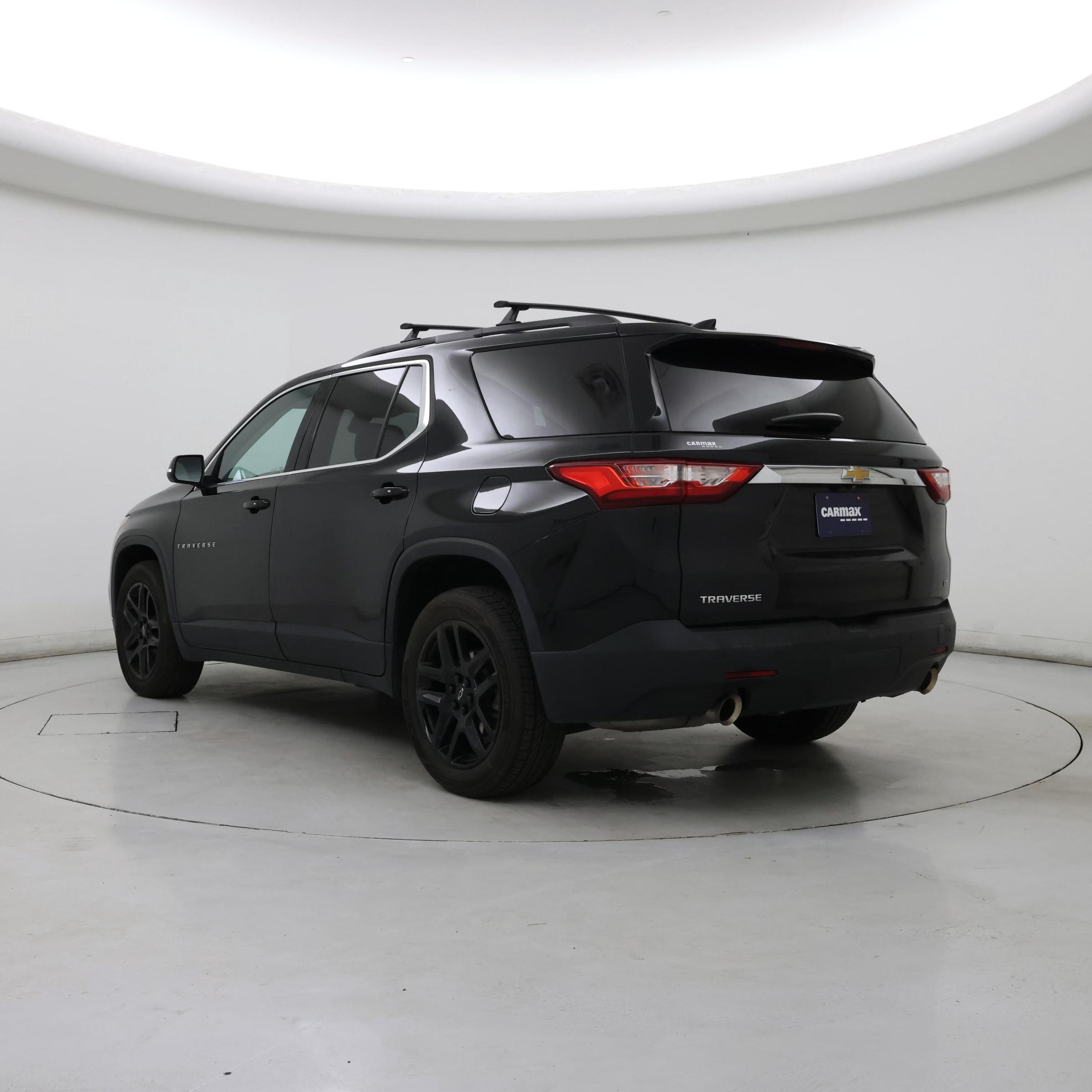 Thumbnail: 2021 Chevrolet Traverse - 2