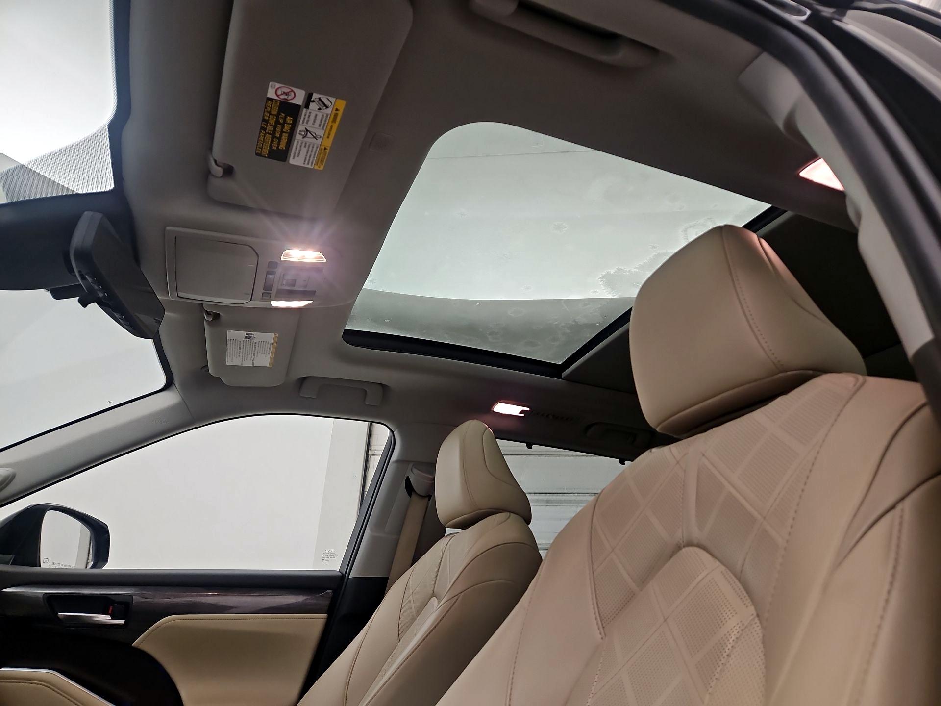 Thumbnail: 2021 Toyota Highlander - 20