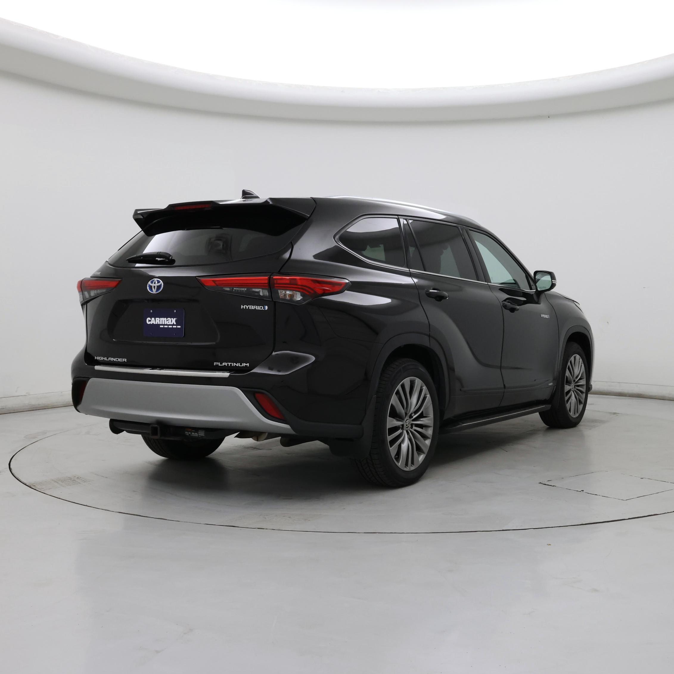 Thumbnail: 2021 Toyota Highlander - 8