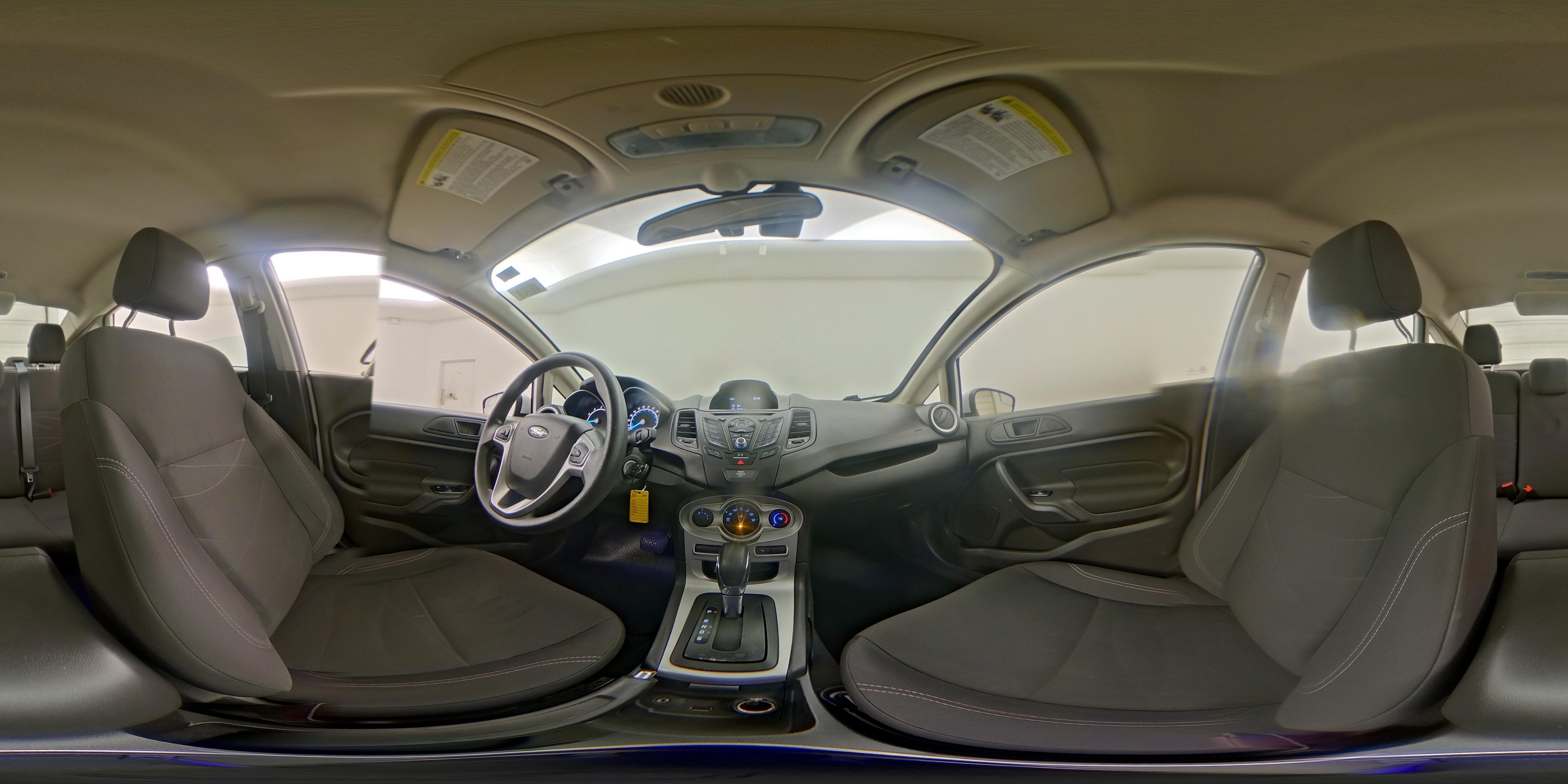 2018 Ford Fiesta SE - Photo 24