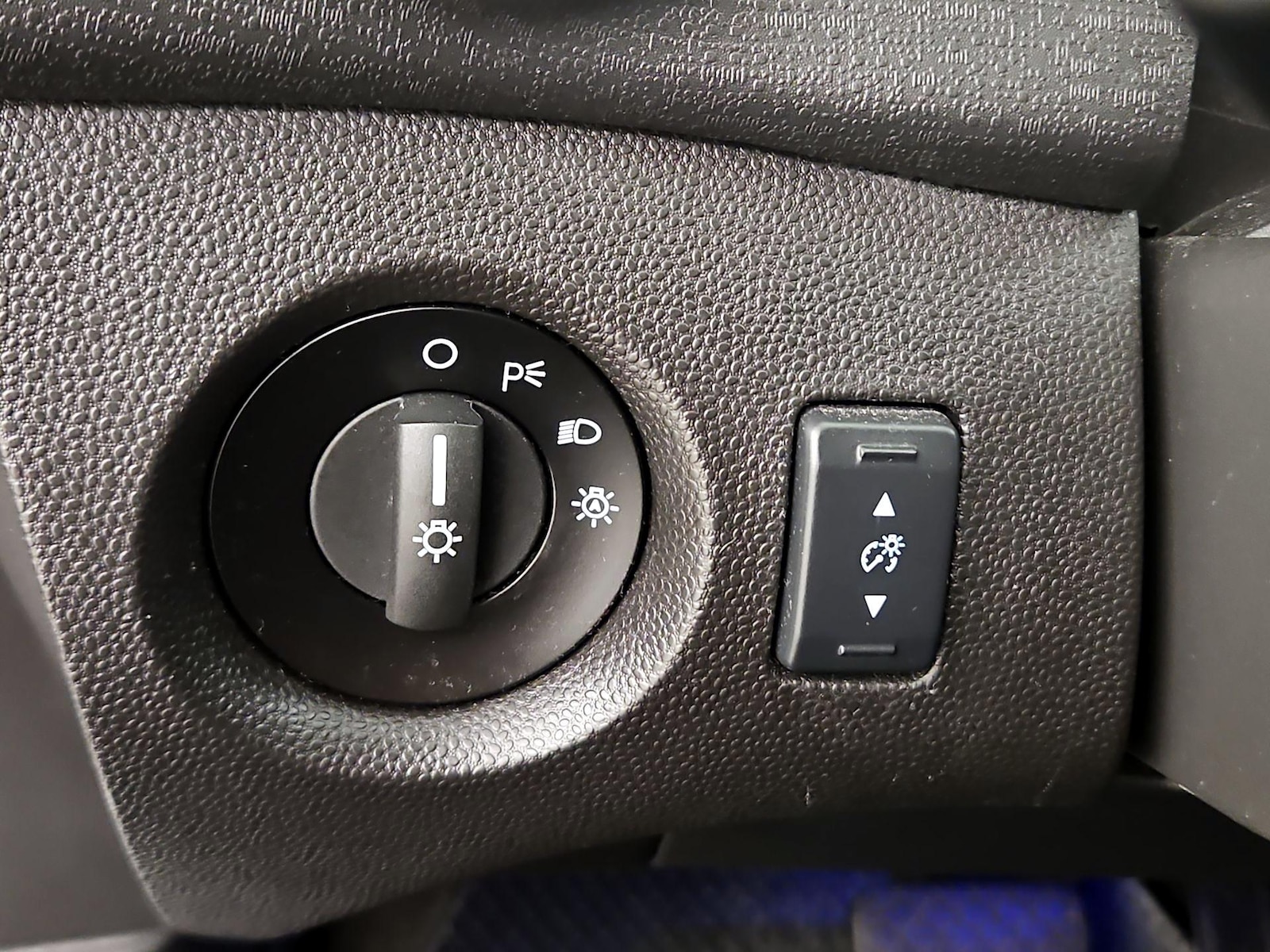 2018 Ford Fiesta SE - Photo 14