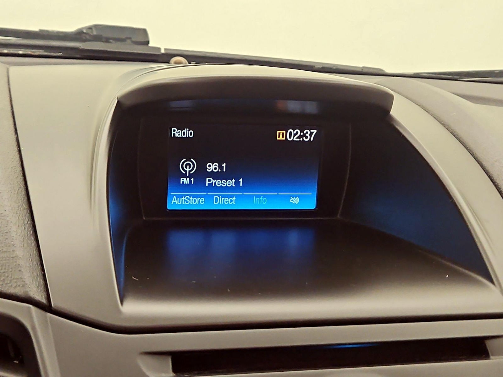2018 Ford Fiesta SE - Photo 16