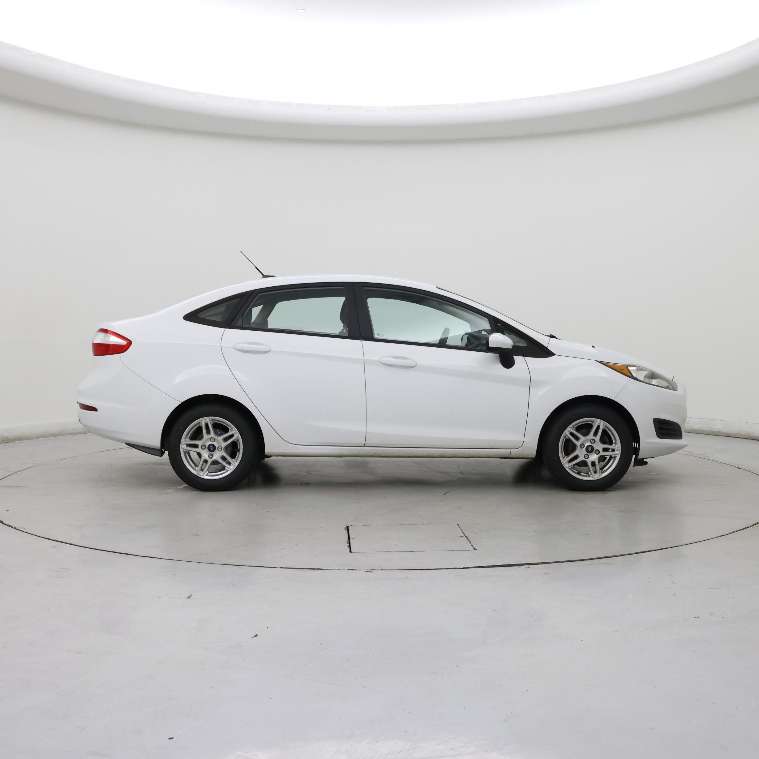 Thumbnail: 2018 Ford Fiesta - 7