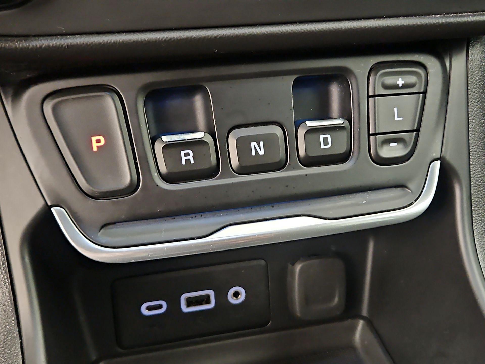 Thumbnail: 2019 GMC Terrain - 17