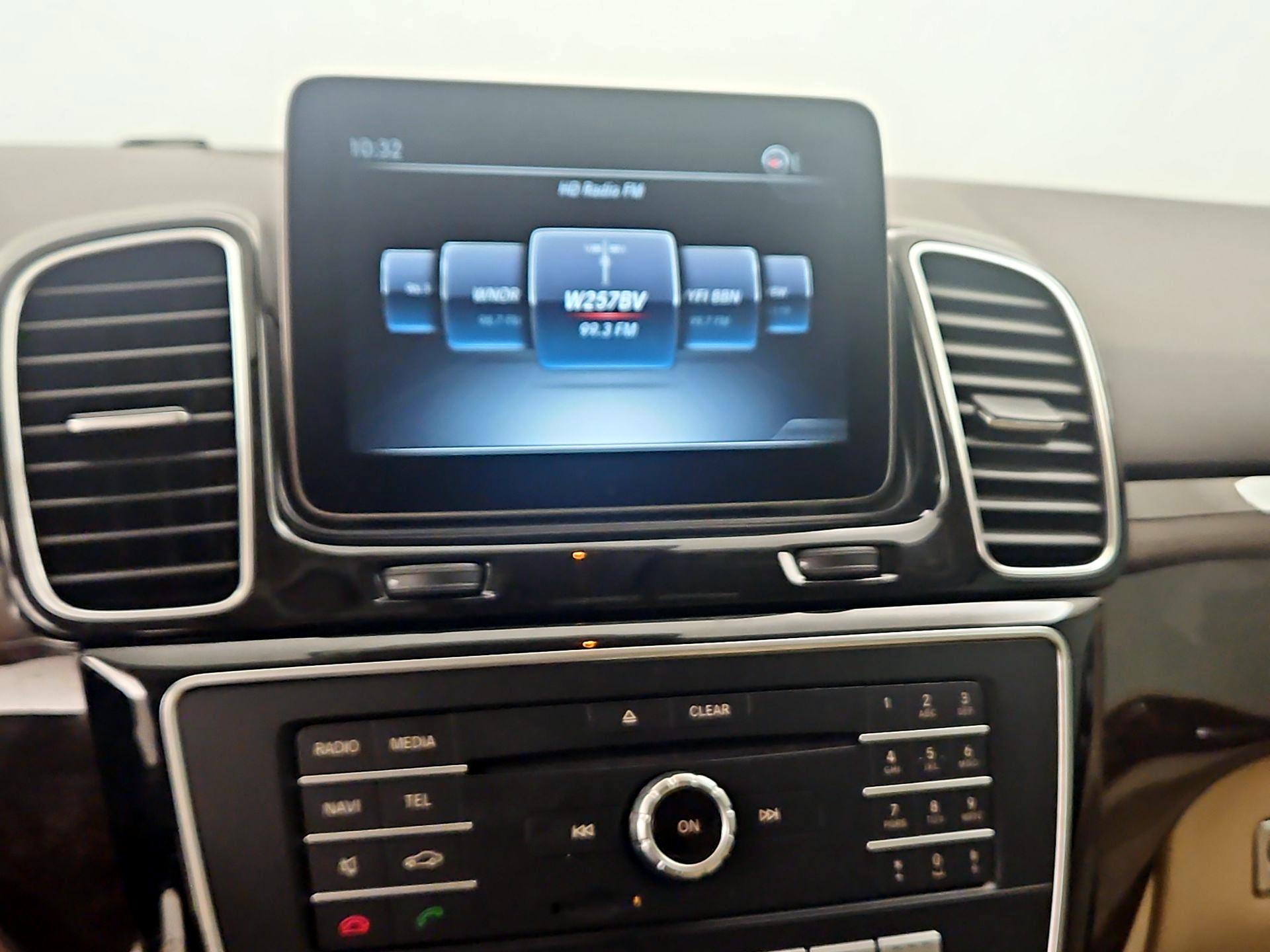 Thumbnail: 2018 Mercedes-Benz GLE - 16