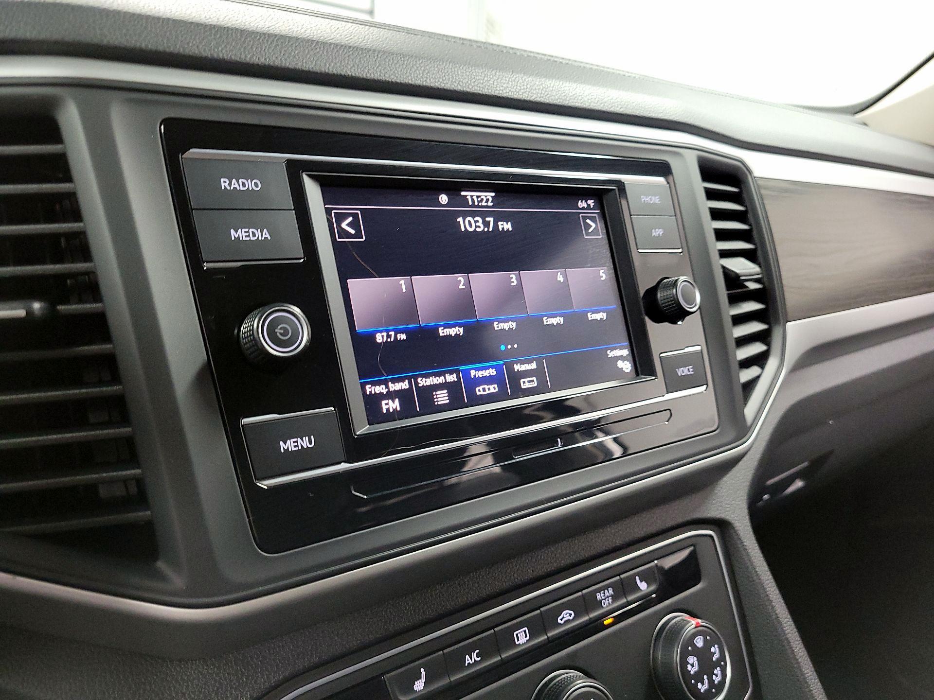 Thumbnail: 2023 Volkswagen Atlas - 13