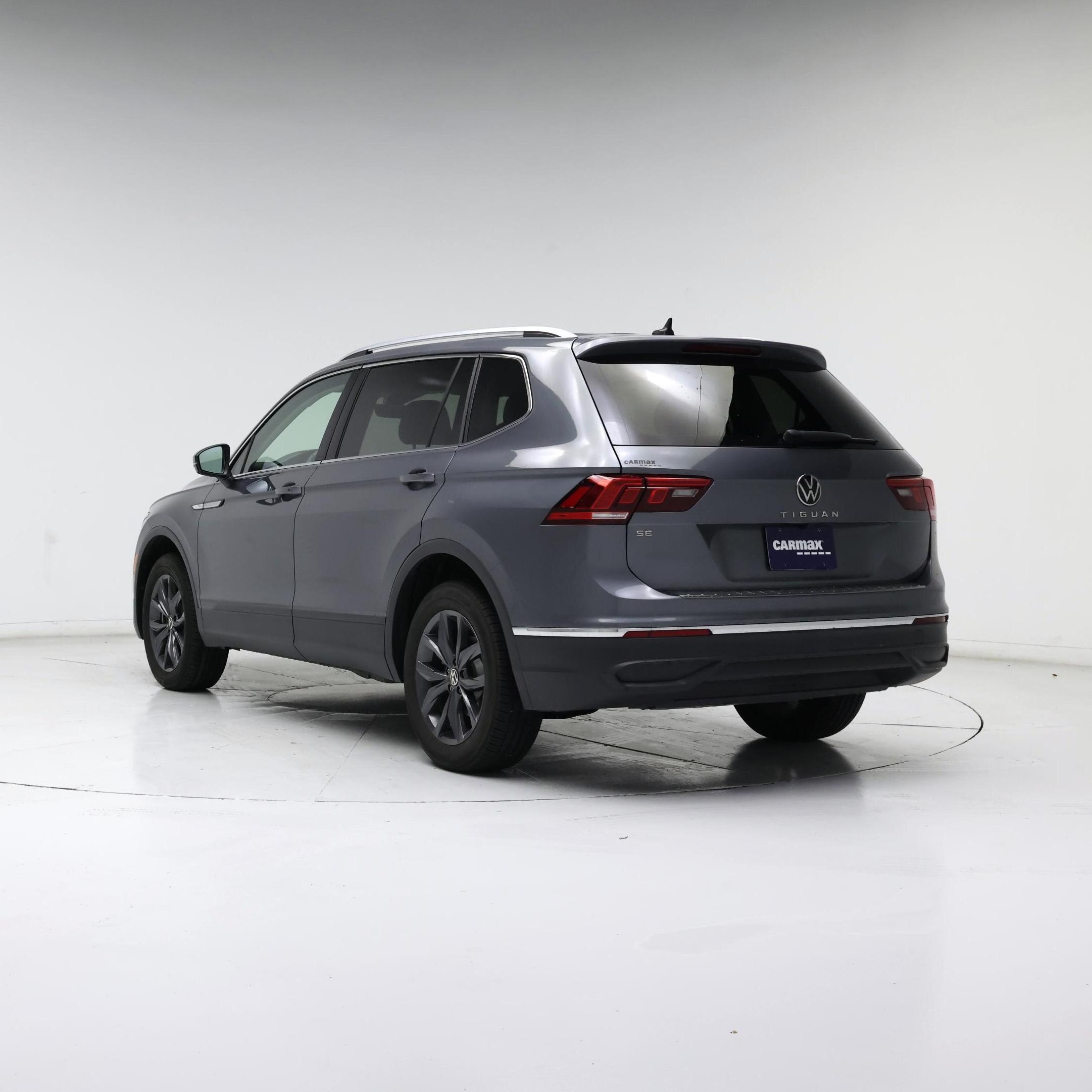 Thumbnail: 2023 Volkswagen Tiguan - 2