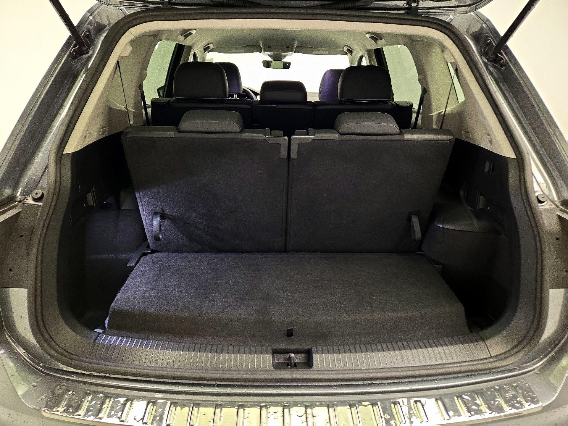 Thumbnail: 2023 Volkswagen Tiguan - 20