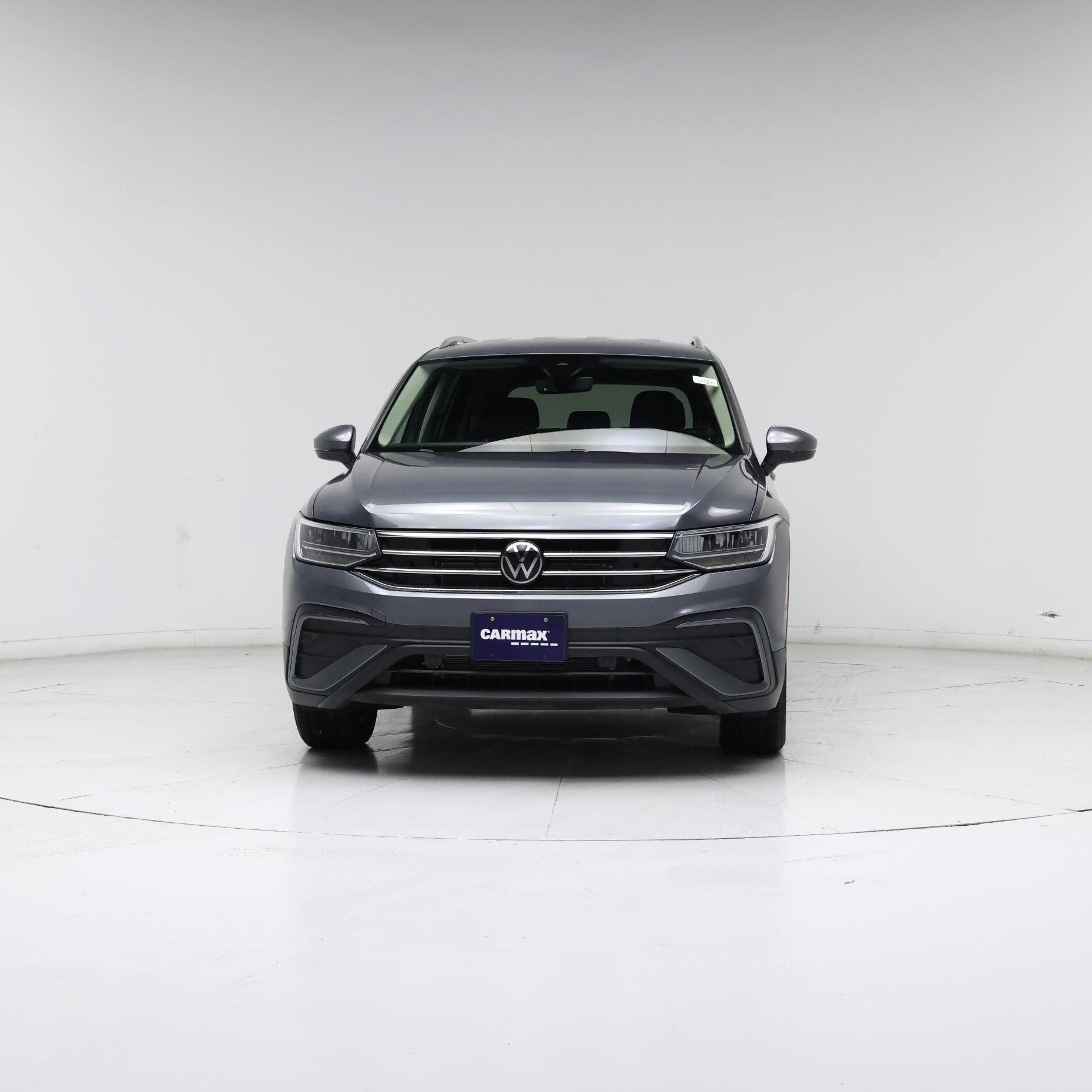 Thumbnail: 2023 Volkswagen Tiguan - 5