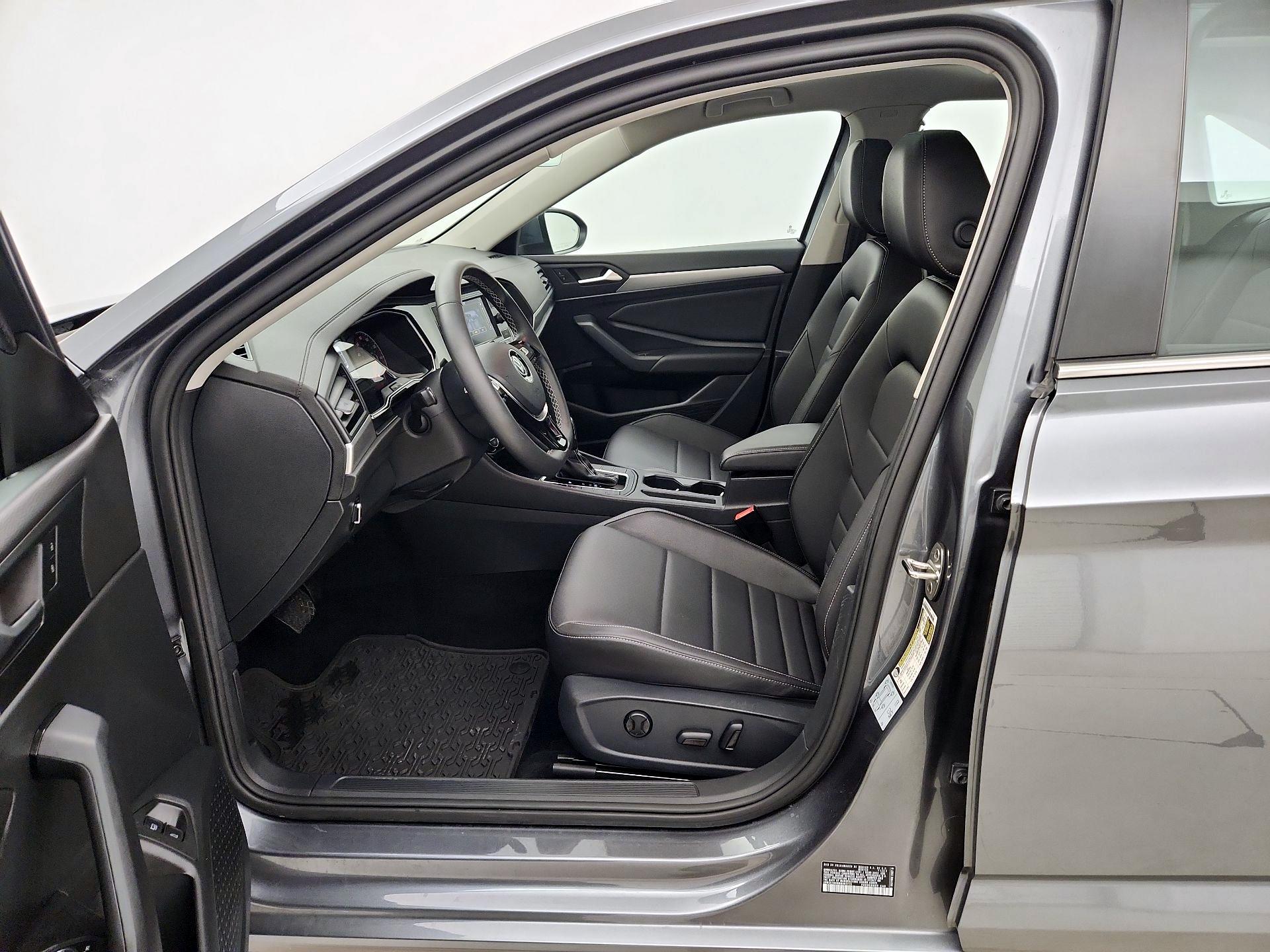 Thumbnail: 2021 Volkswagen Jetta - 11