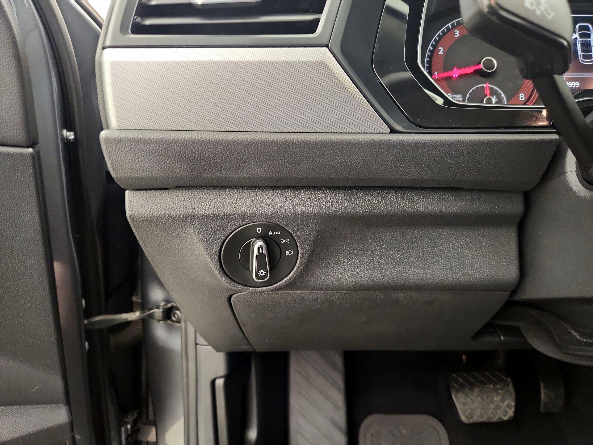 Thumbnail: 2021 Volkswagen Jetta - 13