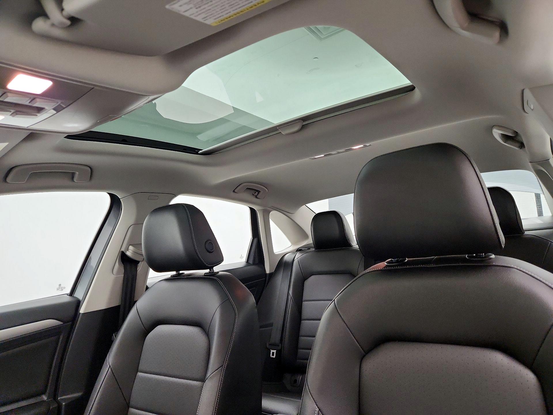 Thumbnail: 2021 Volkswagen Jetta - 19