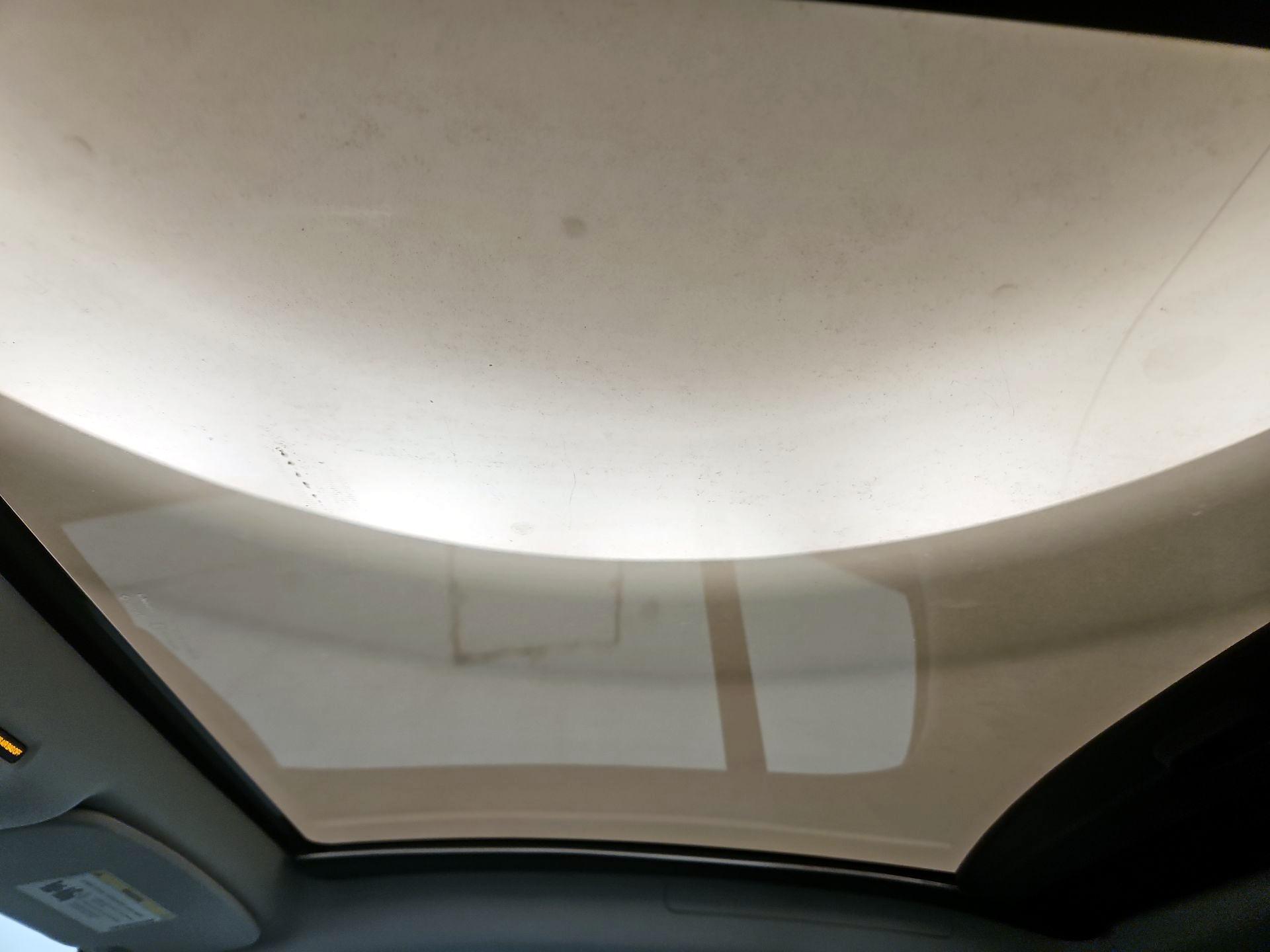 Thumbnail: 2015 smart fortwo - 16