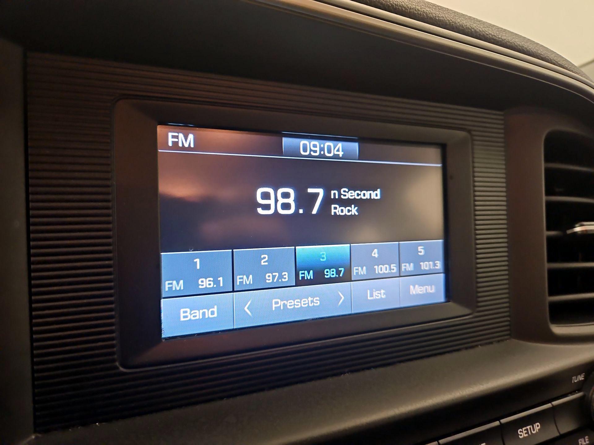 Thumbnail: 2020 Hyundai Elantra - 15