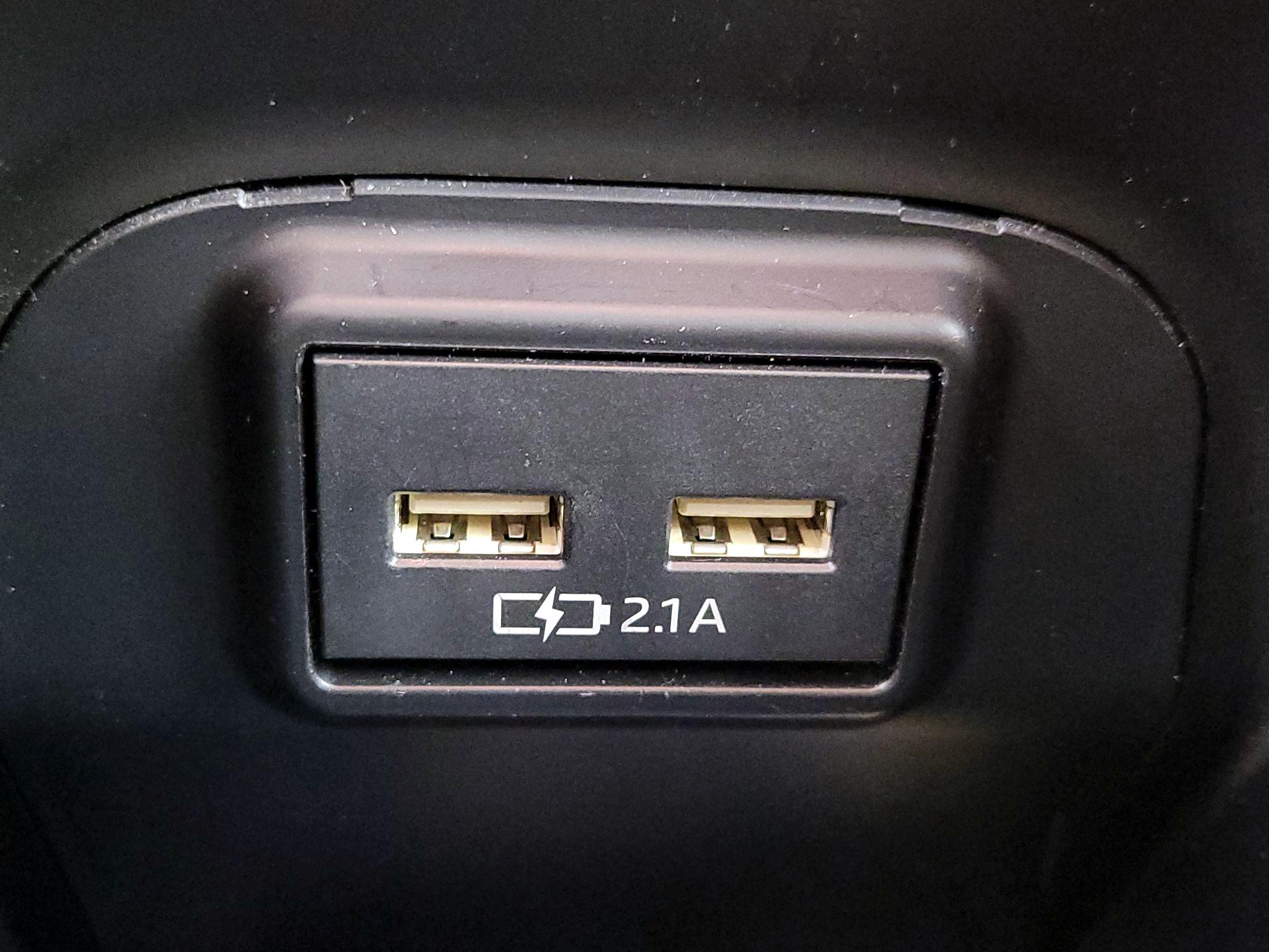 Thumbnail: 2021 Toyota RAV4 - 19