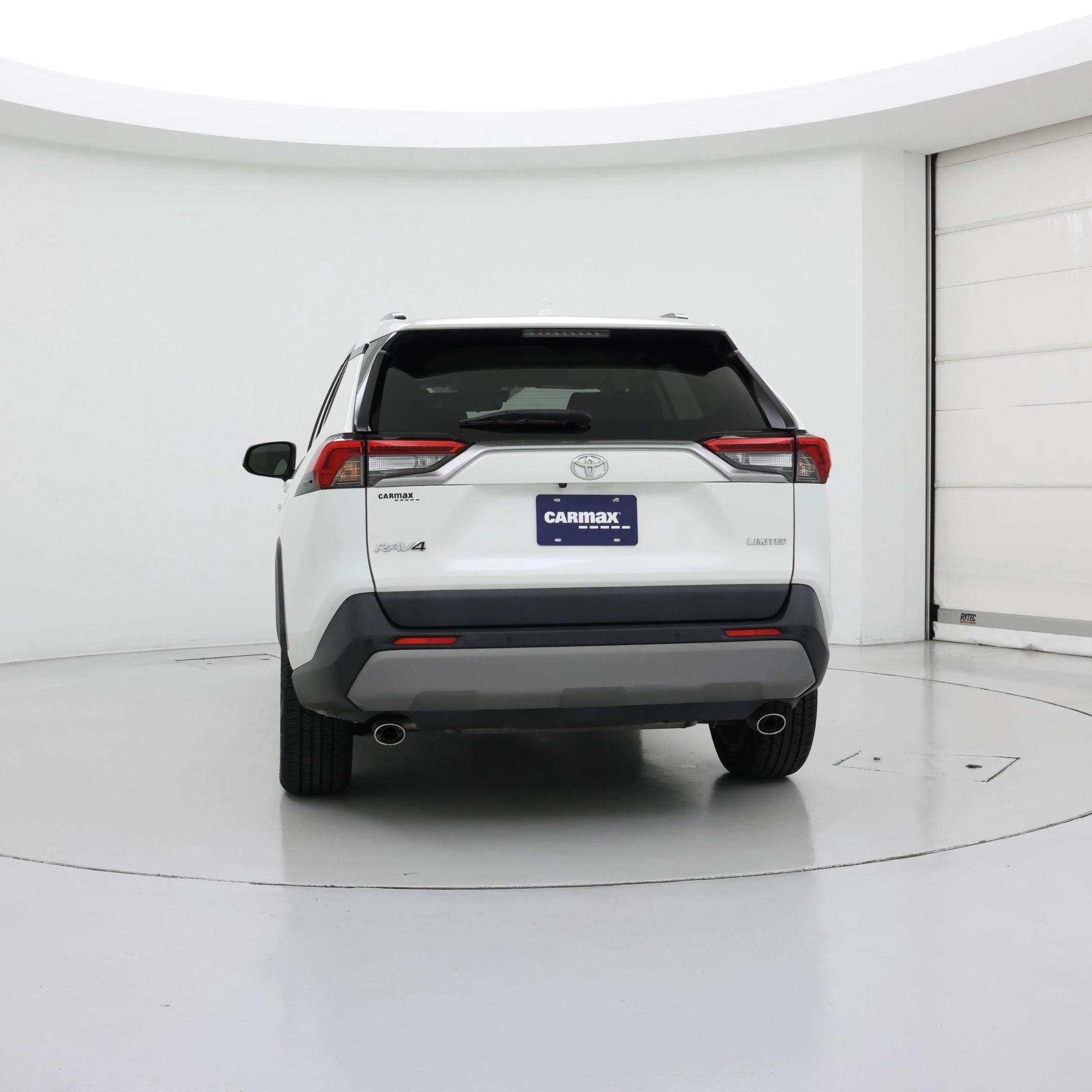 Thumbnail: 2021 Toyota RAV4 - 6