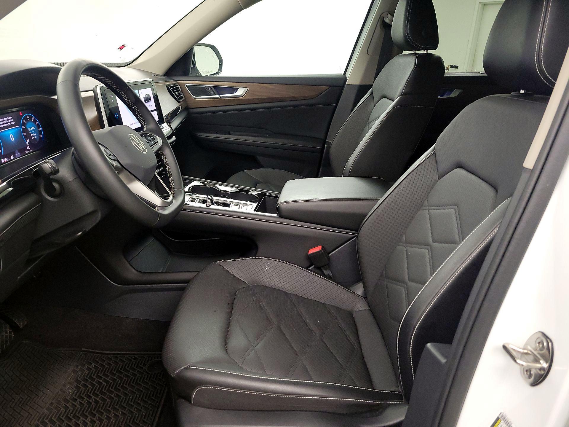 Thumbnail: 2024 Volkswagen Atlas - 11