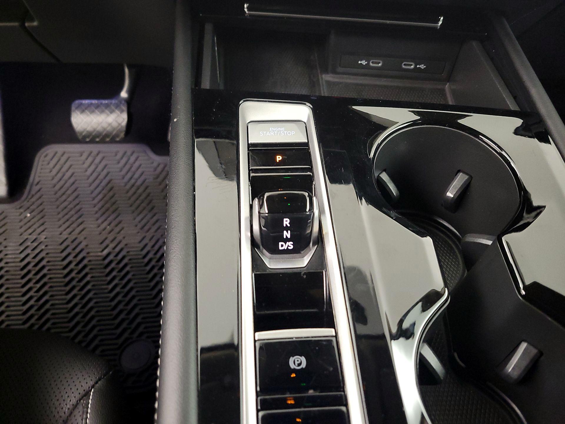 Thumbnail: 2024 Volkswagen Atlas - 17