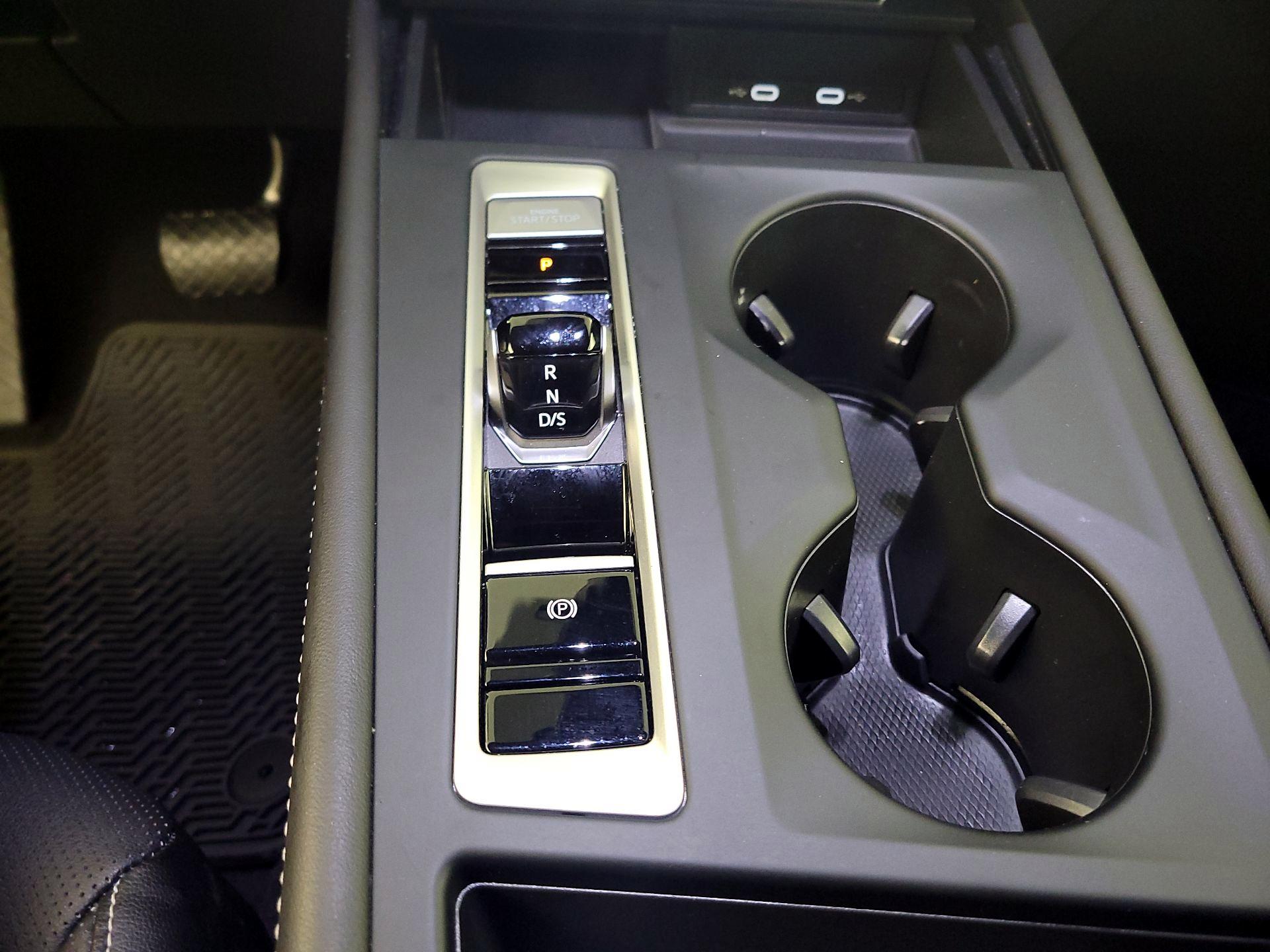 Thumbnail: 2024 Volkswagen Atlas - 17