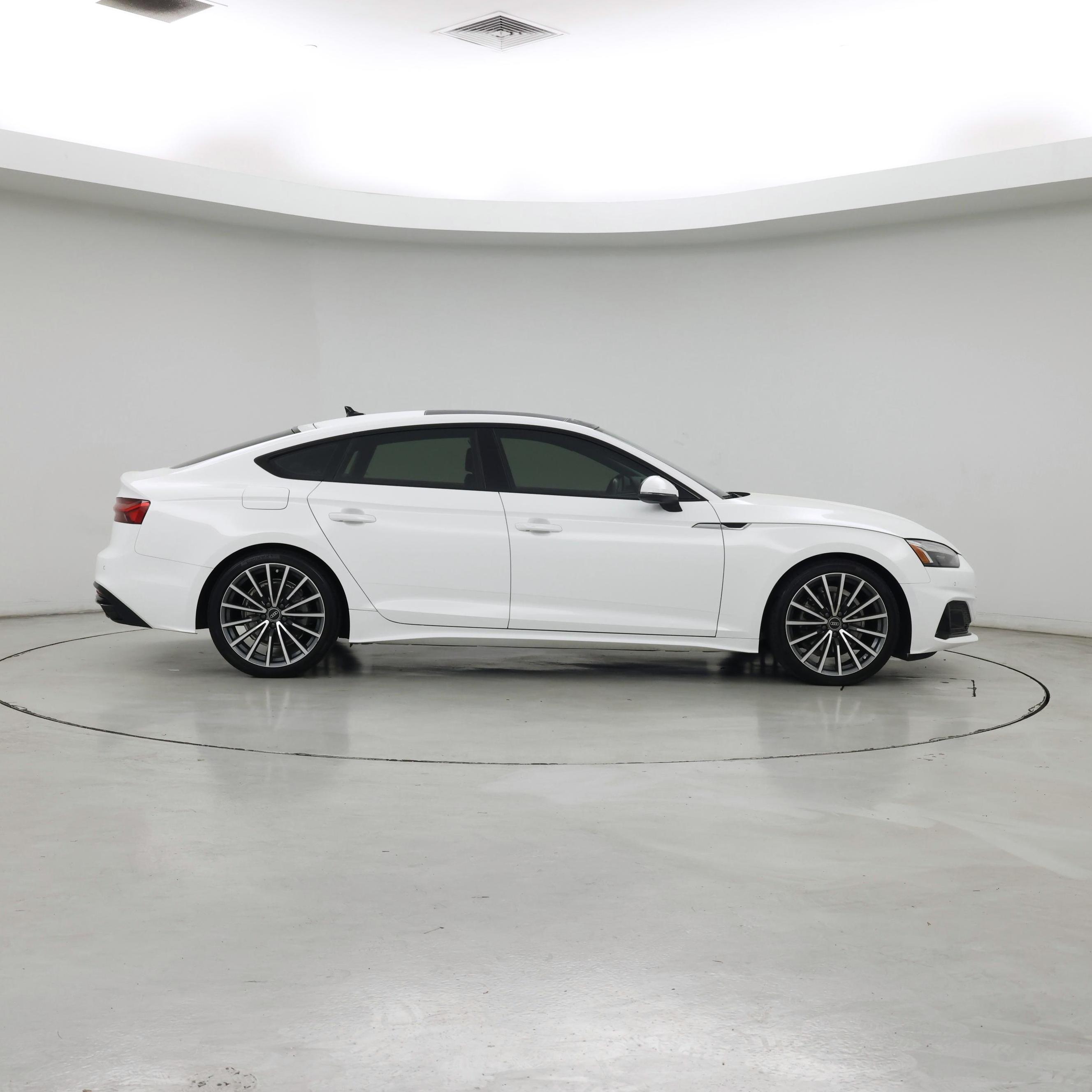 Thumbnail: 2022 Audi A5 - 7