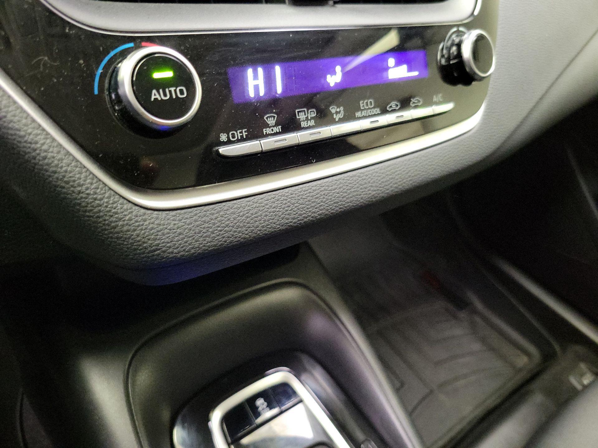 Thumbnail: 2021 Toyota Corolla - 16