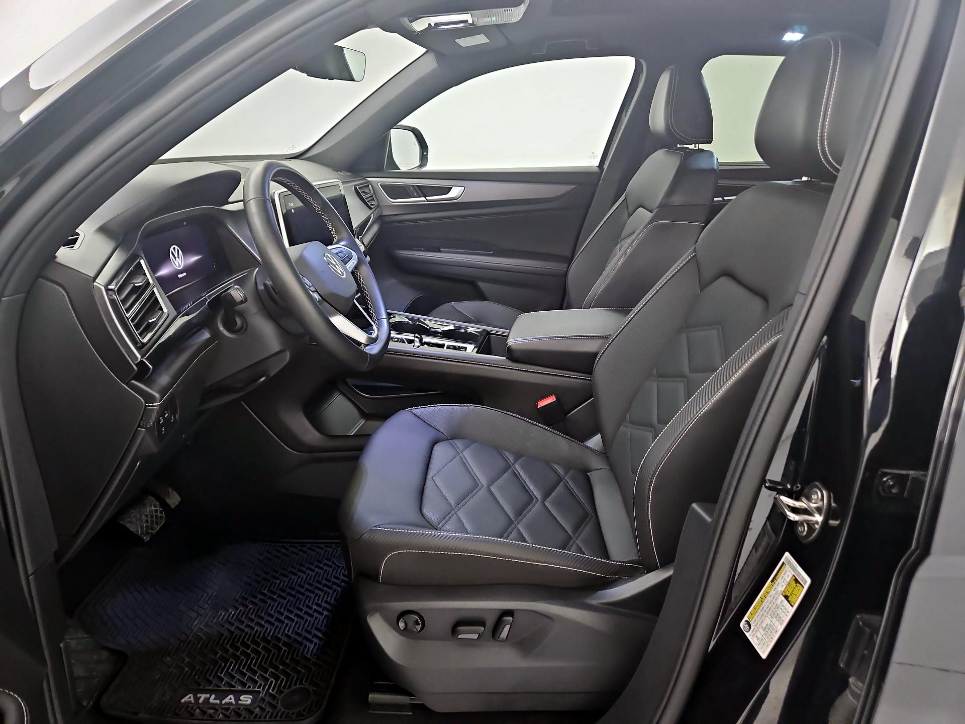 Thumbnail: 2024 Volkswagen Atlas - 11