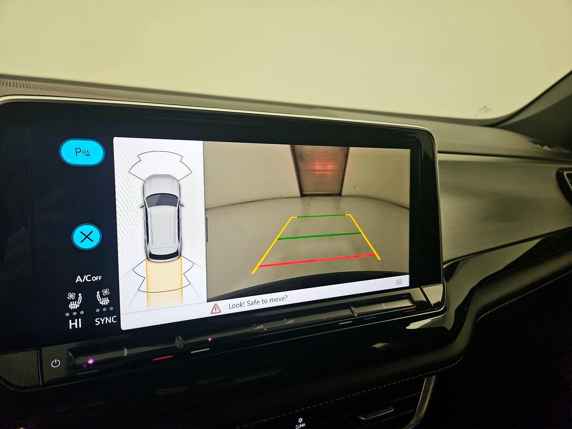 Thumbnail: 2024 Volkswagen Atlas - 14