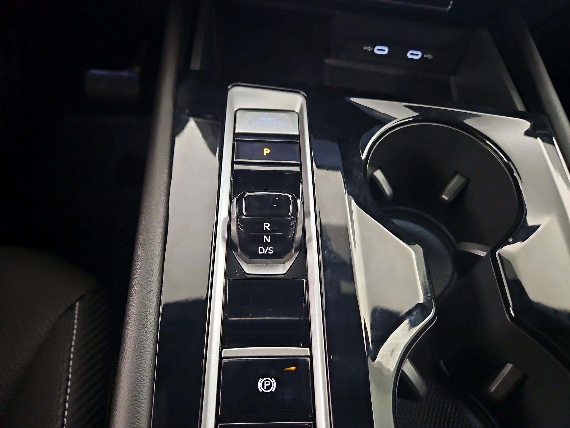 Thumbnail: 2024 Volkswagen Atlas - 17