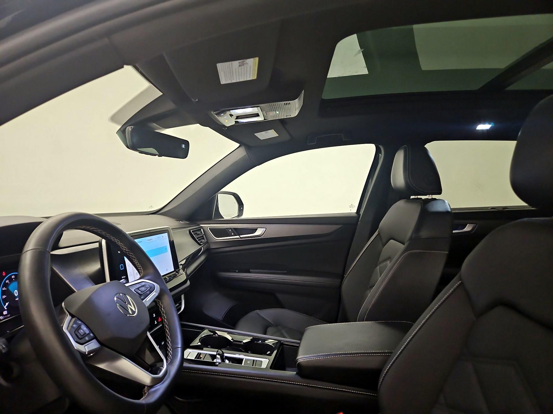 Thumbnail: 2024 Volkswagen Atlas - 19