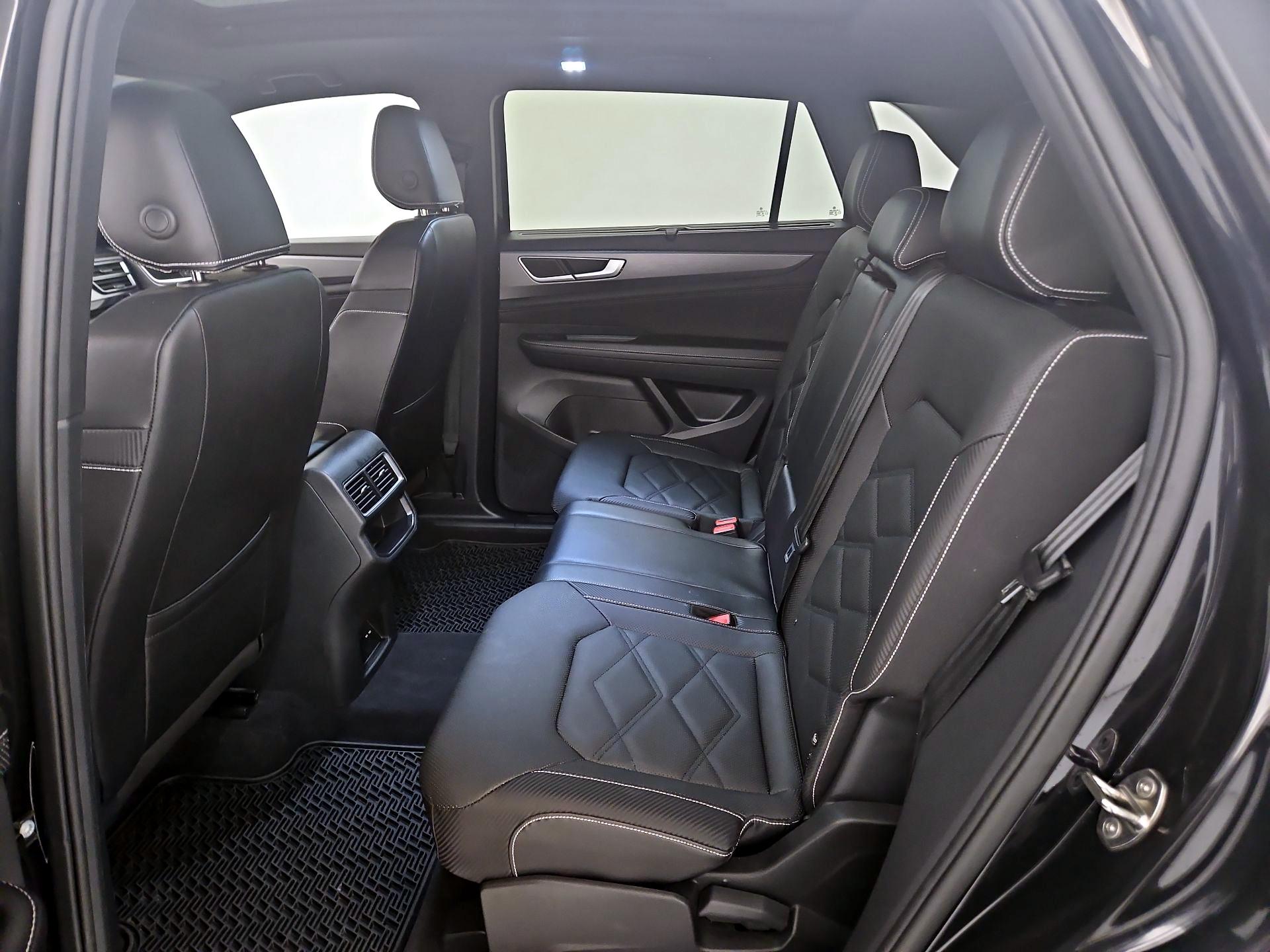 Thumbnail: 2024 Volkswagen Atlas - 20