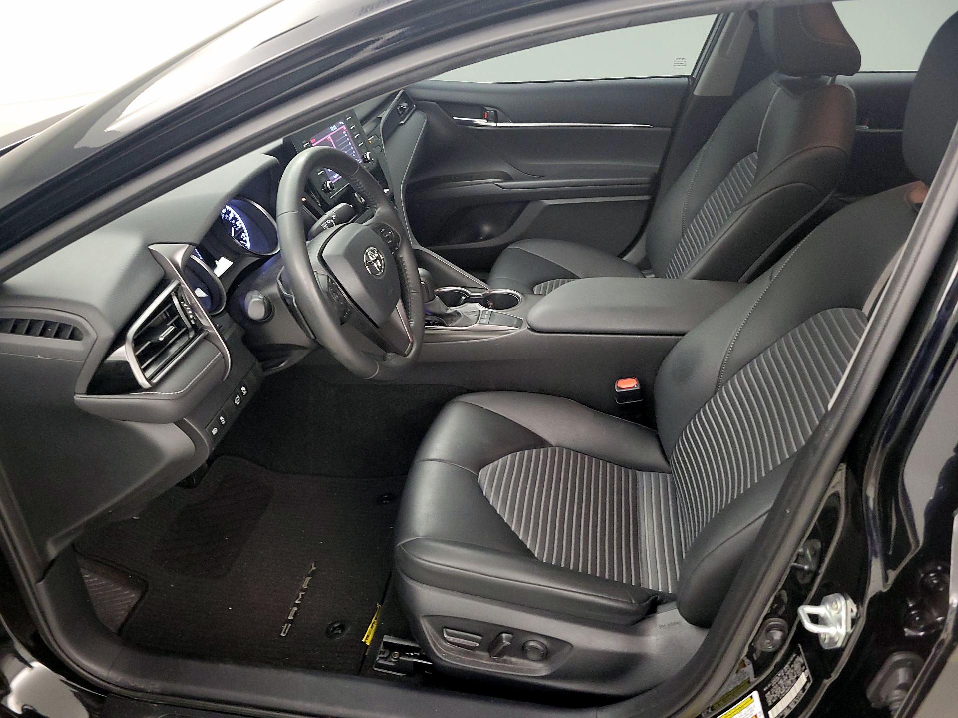 Thumbnail: 2023 Toyota Camry - 11