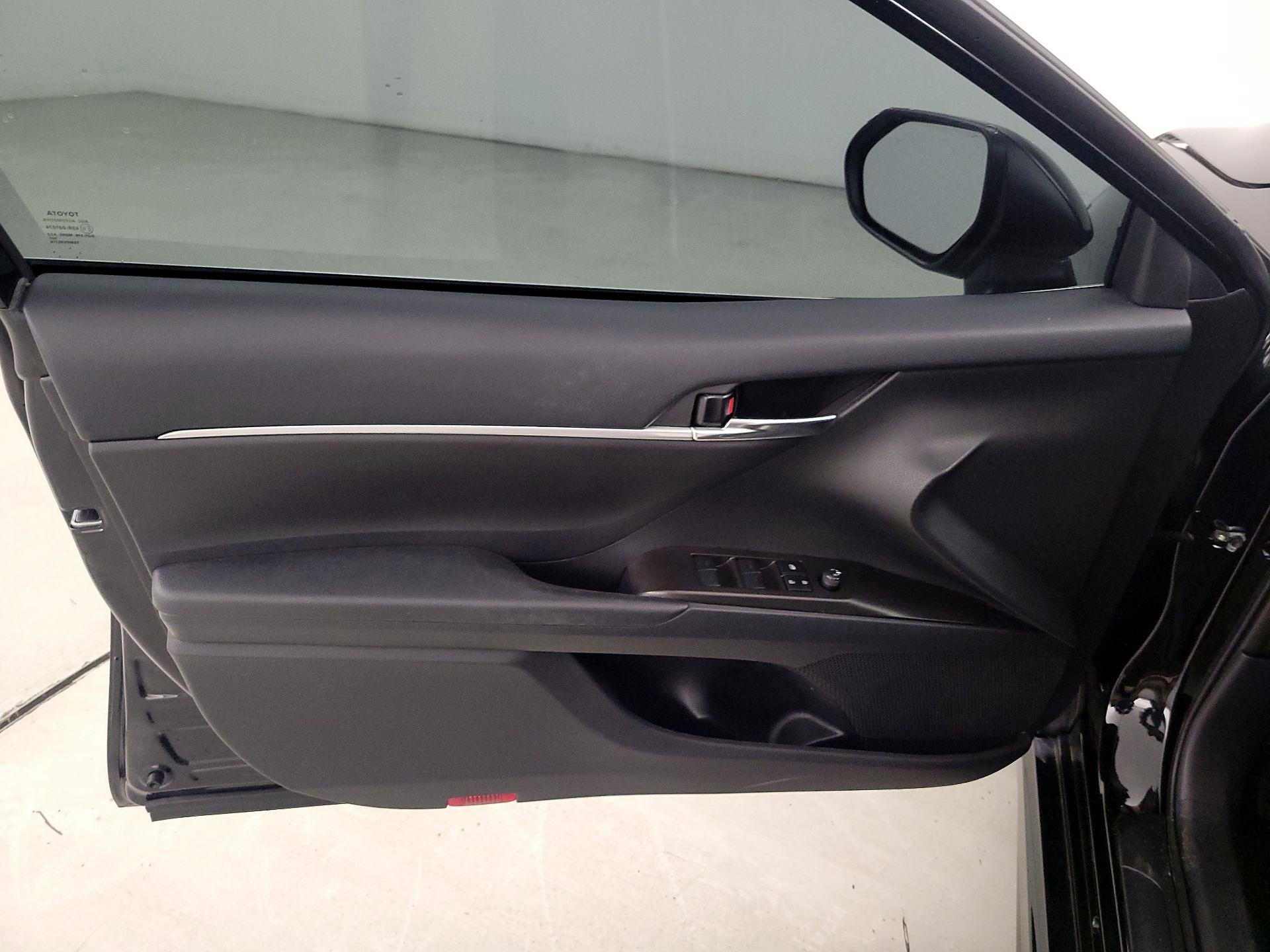 Thumbnail: 2023 Toyota Camry - 12