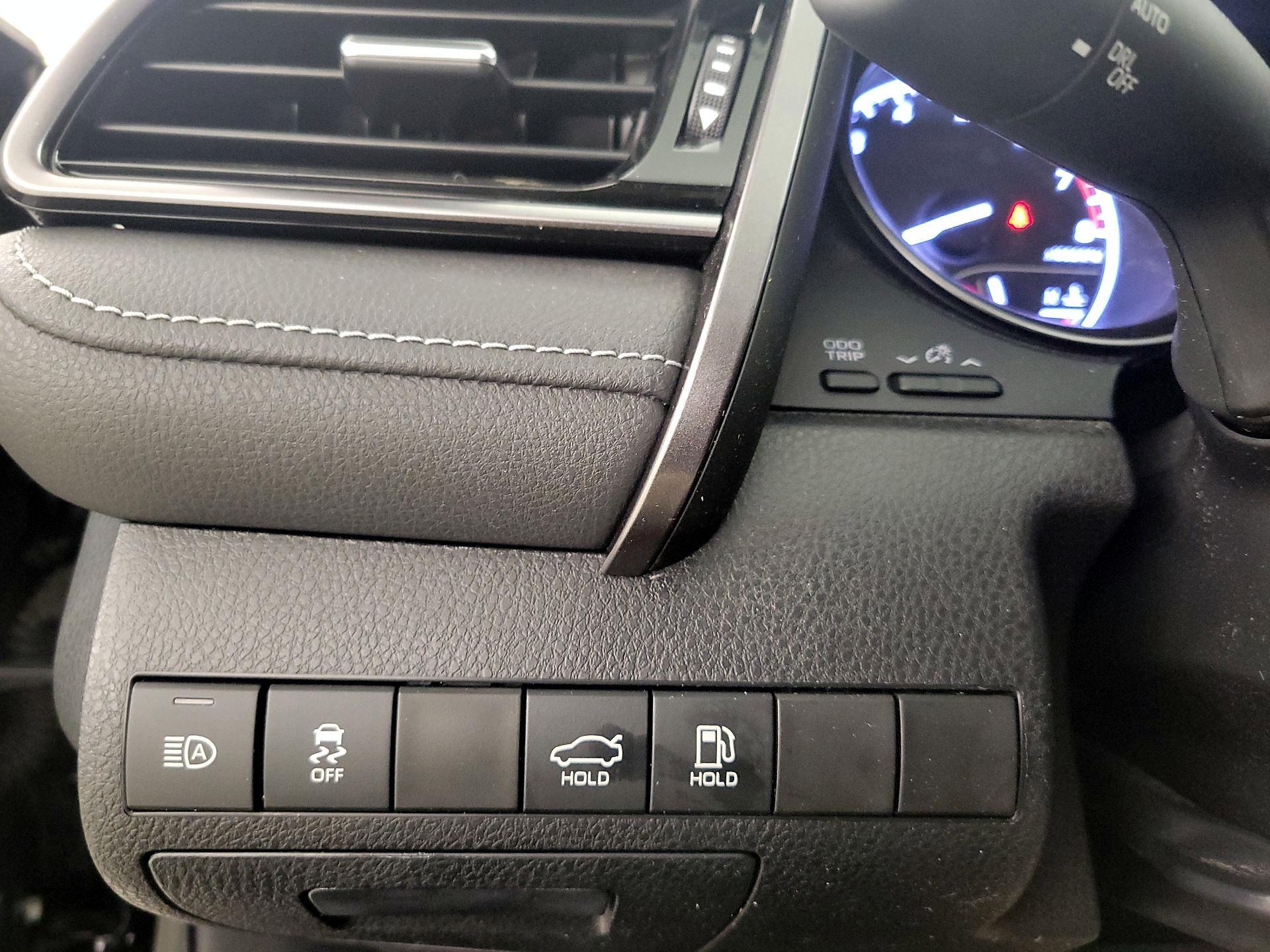 Thumbnail: 2023 Toyota Camry - 13