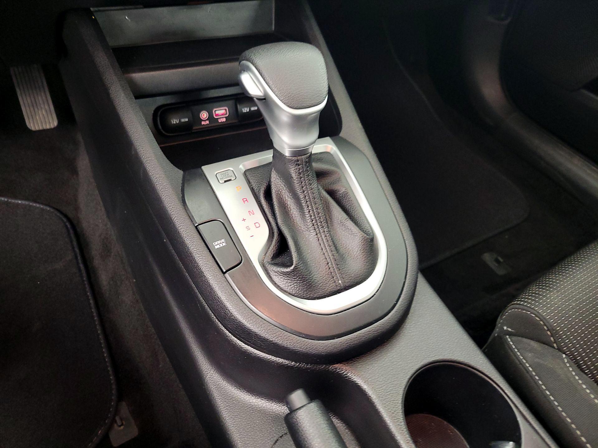 Thumbnail: 2021 Kia Forte - 17