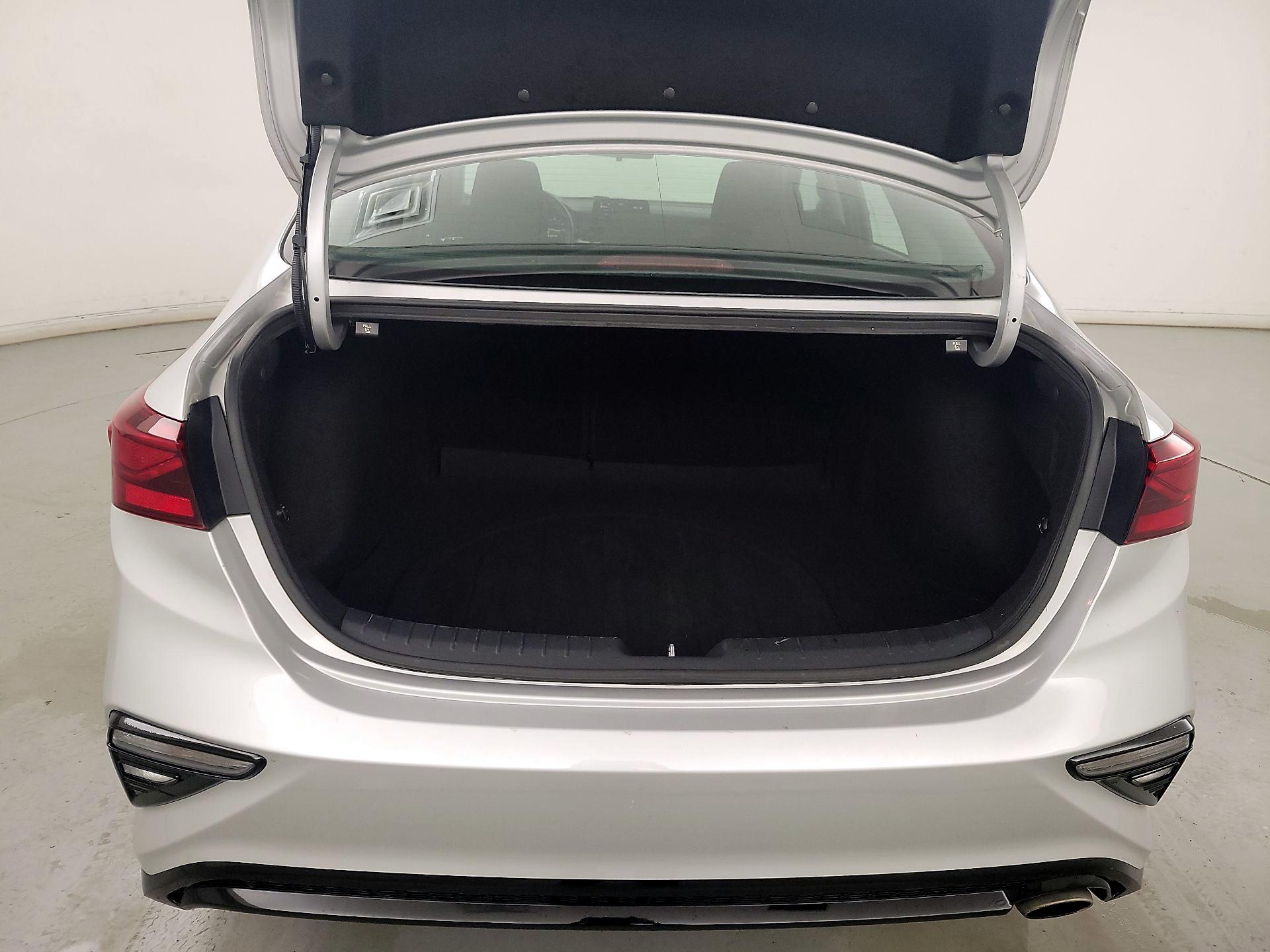 Thumbnail: 2021 Kia Forte - 20