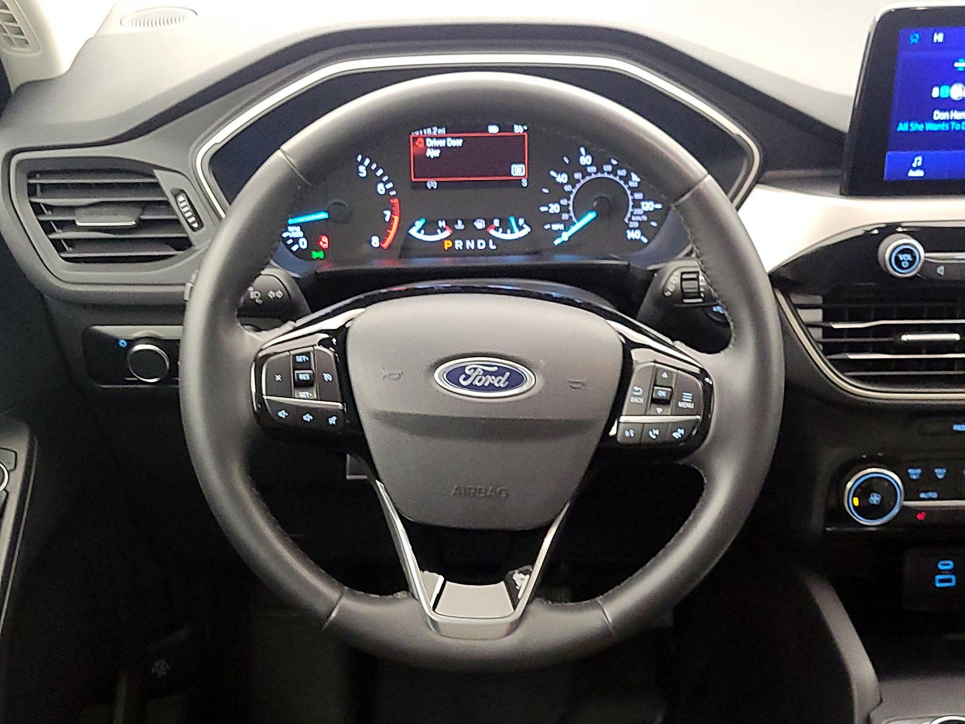 Thumbnail: 2022 Ford Escape - 10